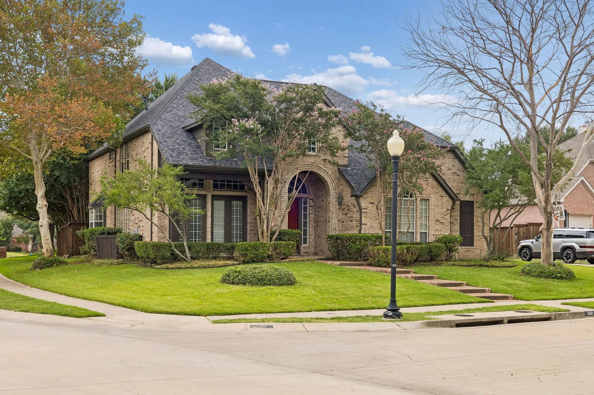 Single Family Residence For Sale in Collin County , 1401 Bristlewood Drive, Mc Kinney, Texas 75072, 4 Bedroom, 4 Bathroom, 3 Garage spaces, 3,970 Sqft, built in 2001, mls#21317053, Real Estate Agent in Mc Kinney, Homes For Sale in Collin county, Homes For Sale in Mc Kinney, Realtor in Mc Kinney Texas, Real Estate Brokerage Independent Realty Texas, Luminita Cordes Realtor