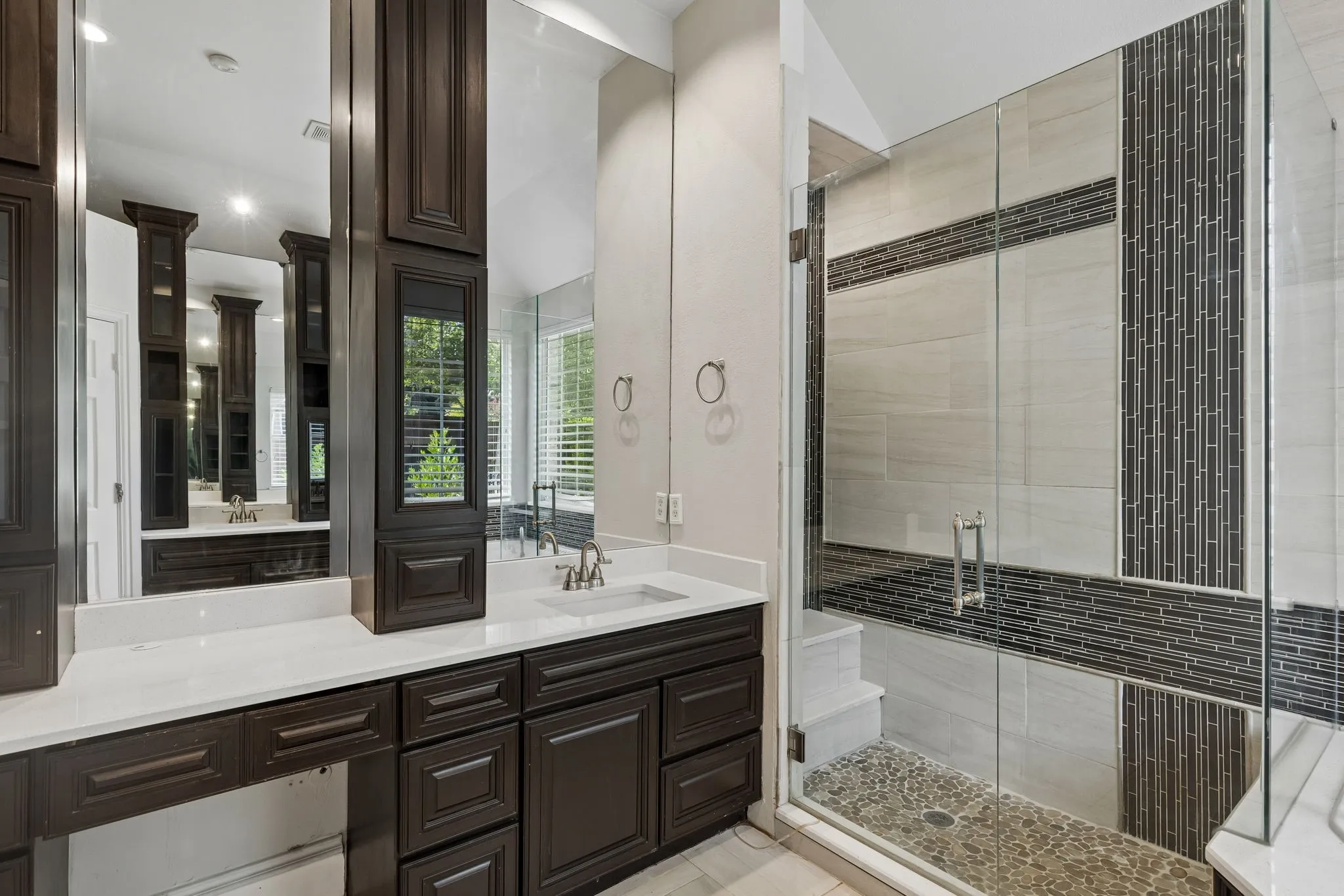 Single Family Residence For Sale in Collin County , 1401 Bristlewood Drive, Mc Kinney, Texas 75072, 4 Bedroom, 4 Bathroom, 3 Garage spaces, 3,970 Sqft, built in 2001, mls#21317053, Real Estate Agent in Mc Kinney, Homes For Sale in Collin county, Homes For Sale in Mc Kinney, Realtor in Mc Kinney Texas, Real Estate Brokerage Independent Realty Texas, Luminita Cordes Realtor