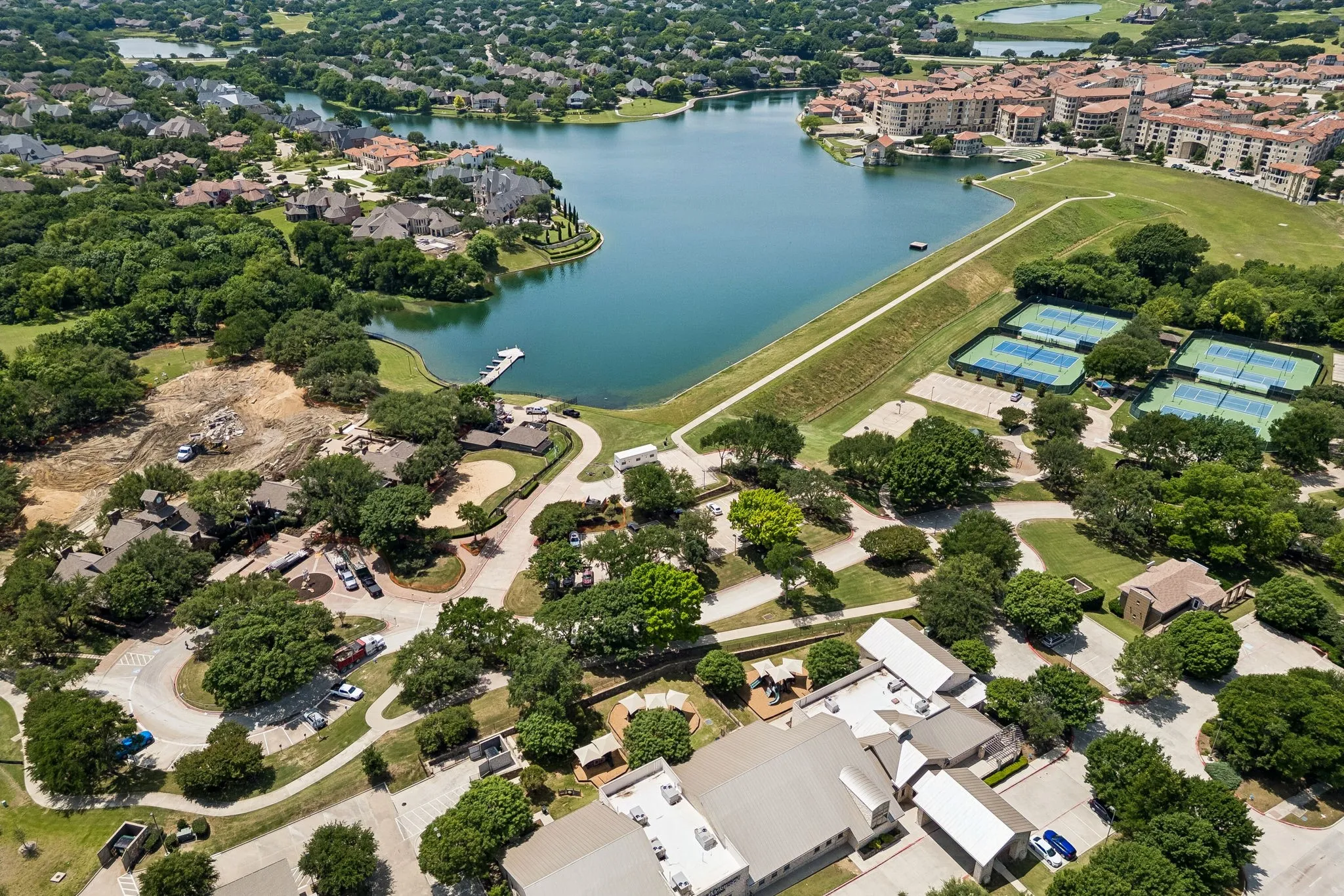 Single Family Residence For Sale in Collin County , 1401 Bristlewood Drive, Mc Kinney, Texas 75072, 4 Bedroom, 4 Bathroom, 3 Garage spaces, 3,970 Sqft, built in 2001, mls#21317053, Real Estate Agent in Mc Kinney, Homes For Sale in Collin county, Homes For Sale in Mc Kinney, Realtor in Mc Kinney Texas, Real Estate Brokerage Independent Realty Texas, Luminita Cordes Realtor