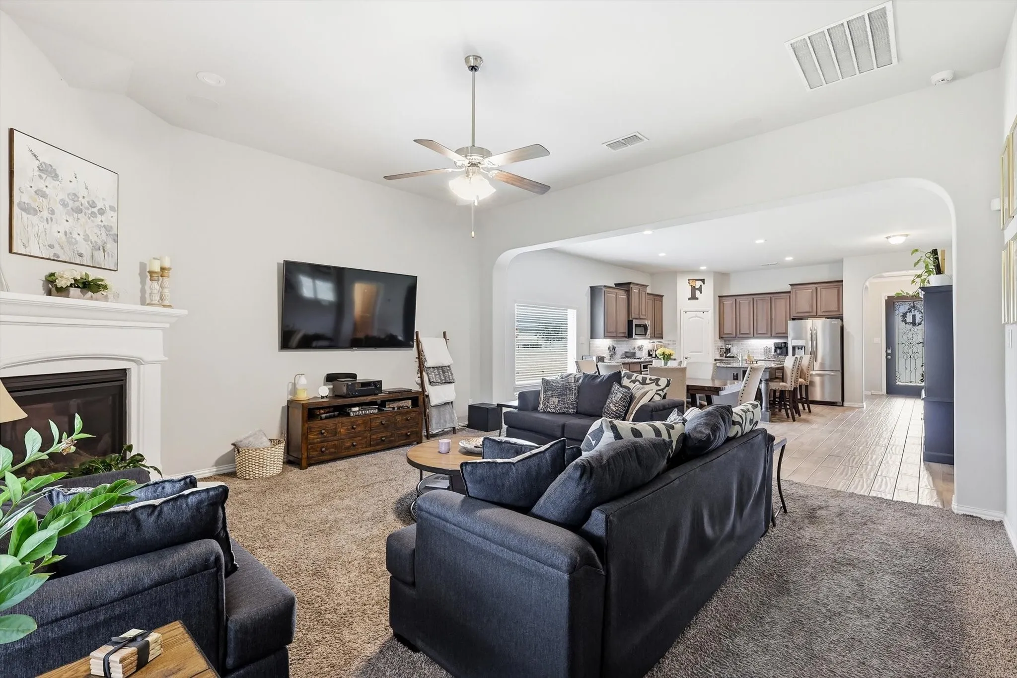Single Family Residence For Sale in Ellis County , 3033 Charing Cross Road, Midlothian, Texas 76065, 5 Bedroom, 4 Bathroom, 3 Garage spaces, 3,427 Sqft, built in 2017, mls#21330628, Real Estate Agent in Midlothian, Homes For Sale in Ellis county, Homes For Sale in Midlothian, Realtor in Midlothian Texas, Real Estate Brokerage Independent Realty Texas, Luminita Cordes Realtor