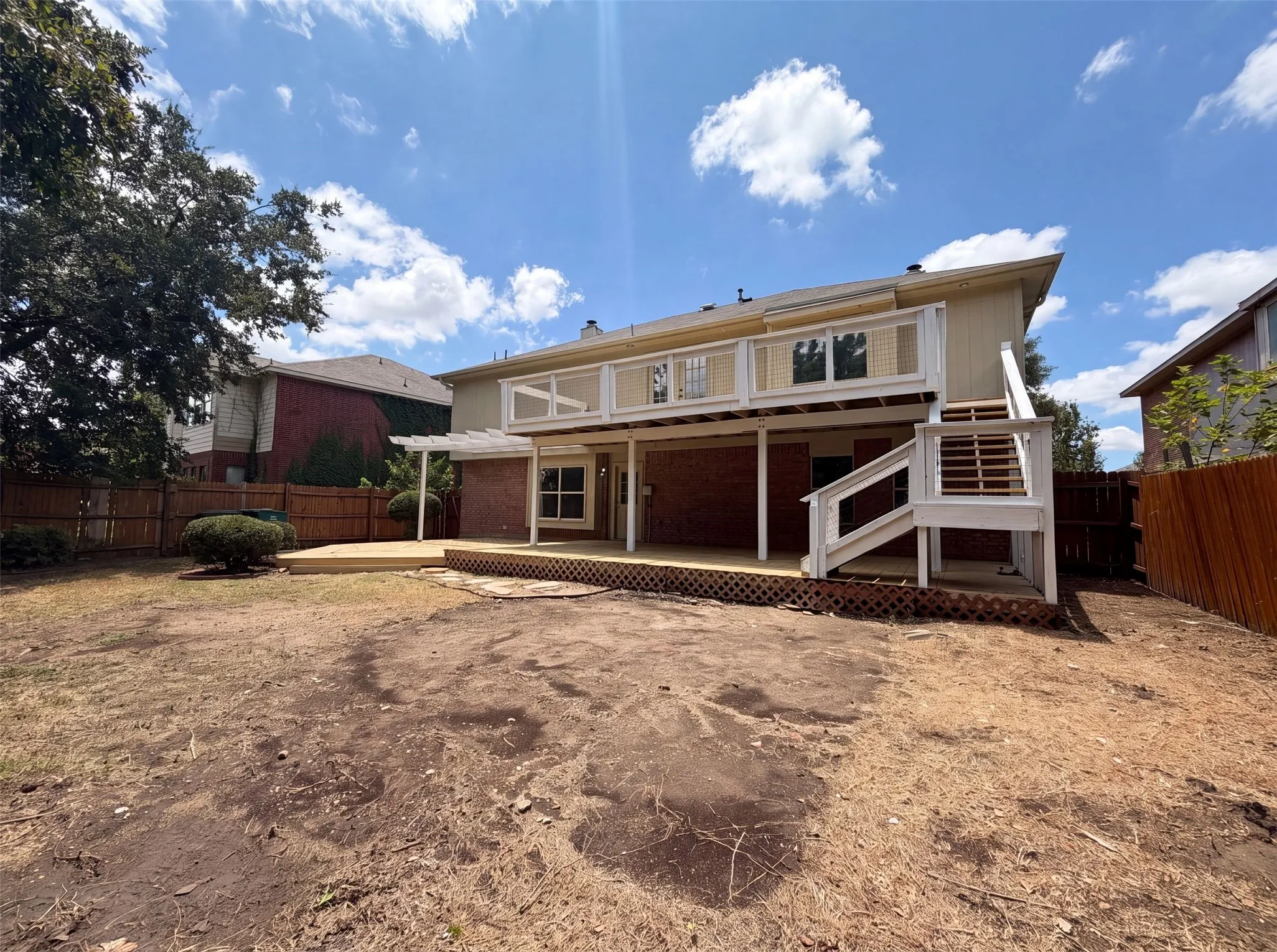 Single Family Residence For Sale in Tarrant County , 6878 Genevieve Drive, Fort Worth, Texas 76137, 4 Bedroom, 3 Bathroom, 2 Garage spaces, 3,015 Sqft, built in 2000, mls#21332074, Real Estate Agent in Fort Worth, Homes For Sale in Tarrant county, Homes For Sale in Fort Worth, Realtor in Fort Worth Texas, Real Estate Brokerage Independent Realty Texas, Luminita Cordes Realtor