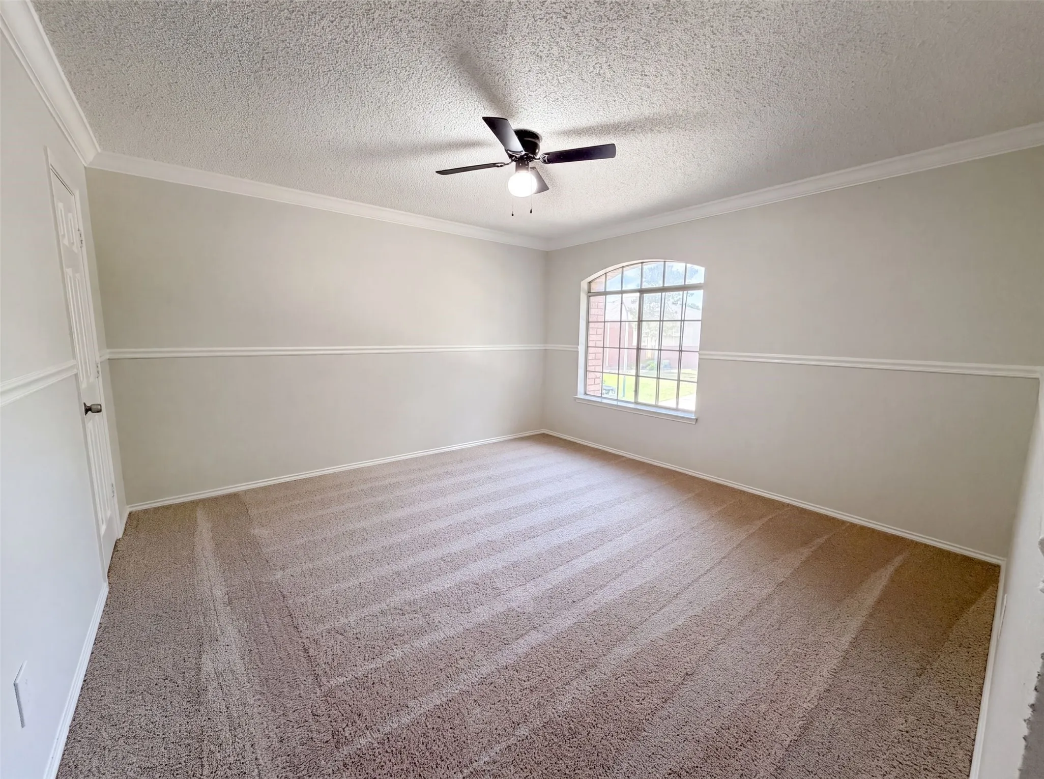 Single Family Residence For Sale in Tarrant County , 6878 Genevieve Drive, Fort Worth, Texas 76137, 4 Bedroom, 3 Bathroom, 2 Garage spaces, 3,015 Sqft, built in 2000, mls#21332074, Real Estate Agent in Fort Worth, Homes For Sale in Tarrant county, Homes For Sale in Fort Worth, Realtor in Fort Worth Texas, Real Estate Brokerage Independent Realty Texas, Luminita Cordes Realtor