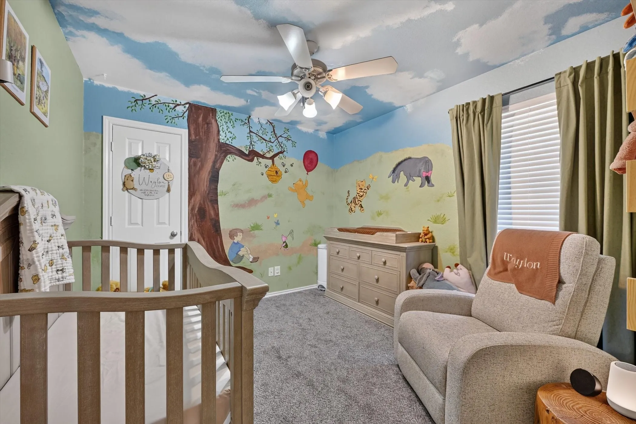 Single Family Residence For Sale in Denton County , 127 N Point Drive, Krum, Texas 76249, 3 Bedroom, 2 Bathroom, 2 Garage spaces, 1,339 Sqft, built in 2003, mls#21330749, Real Estate Agent in Krum, Homes For Sale in Denton county, Homes For Sale in Krum, Realtor in Krum Texas, Real Estate Brokerage Independent Realty Texas, Luminita Cordes Realtor