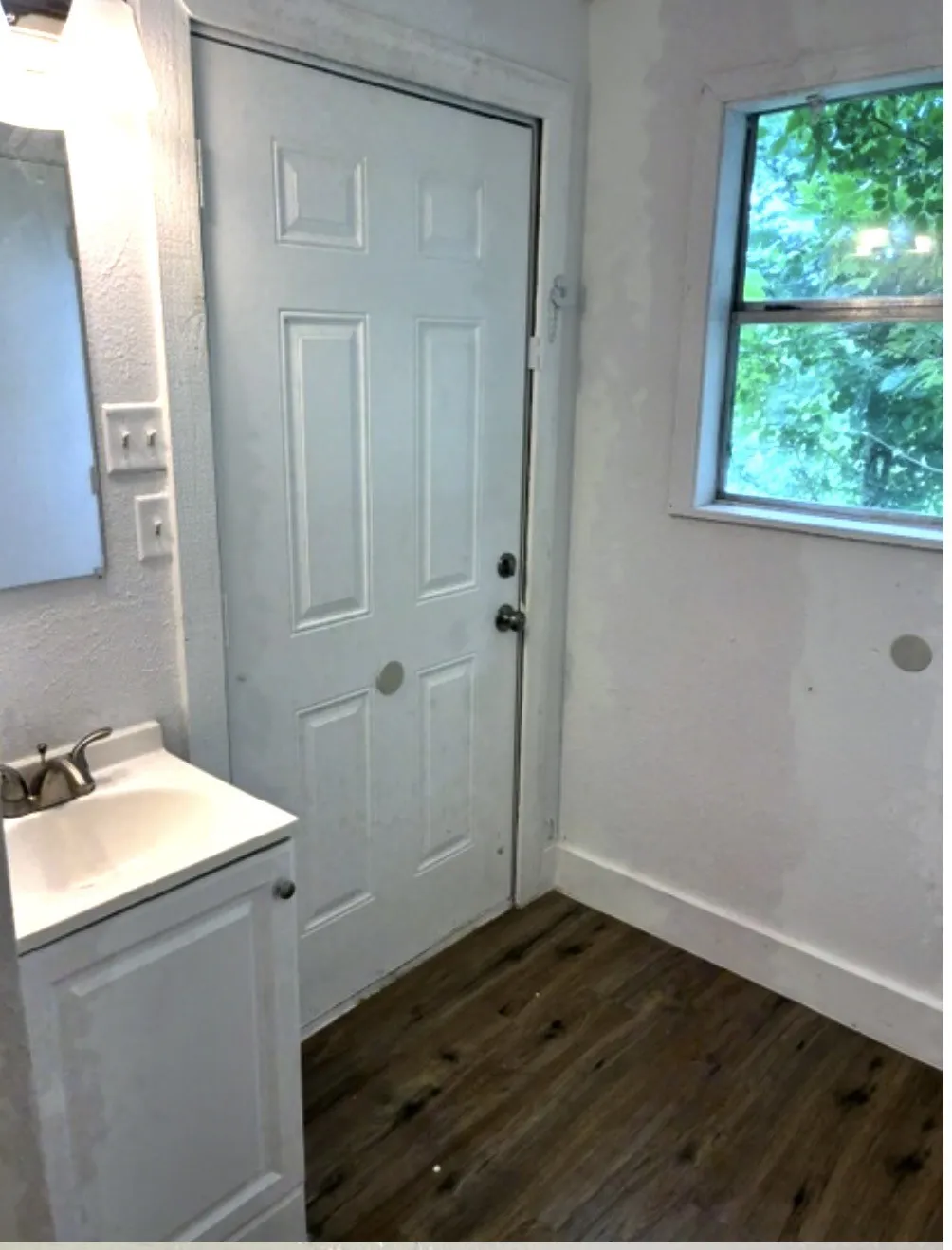 Single Family Residence For Rent in Hunt County , 2980 State Highway 69 S, Greenville, Texas 75402, 3 Bedroom, 2 Bathroom, Garage spaces, 1,176 Sqft, built in 1986, mls#21332113, Real Estate Agent in Greenville, Homes For Rent in Hunt county, Homes For Rent in Greenville, Realtor in Greenville Texas, Real Estate Brokerage Independent Realty Texas, Luminita Cordes Realtor