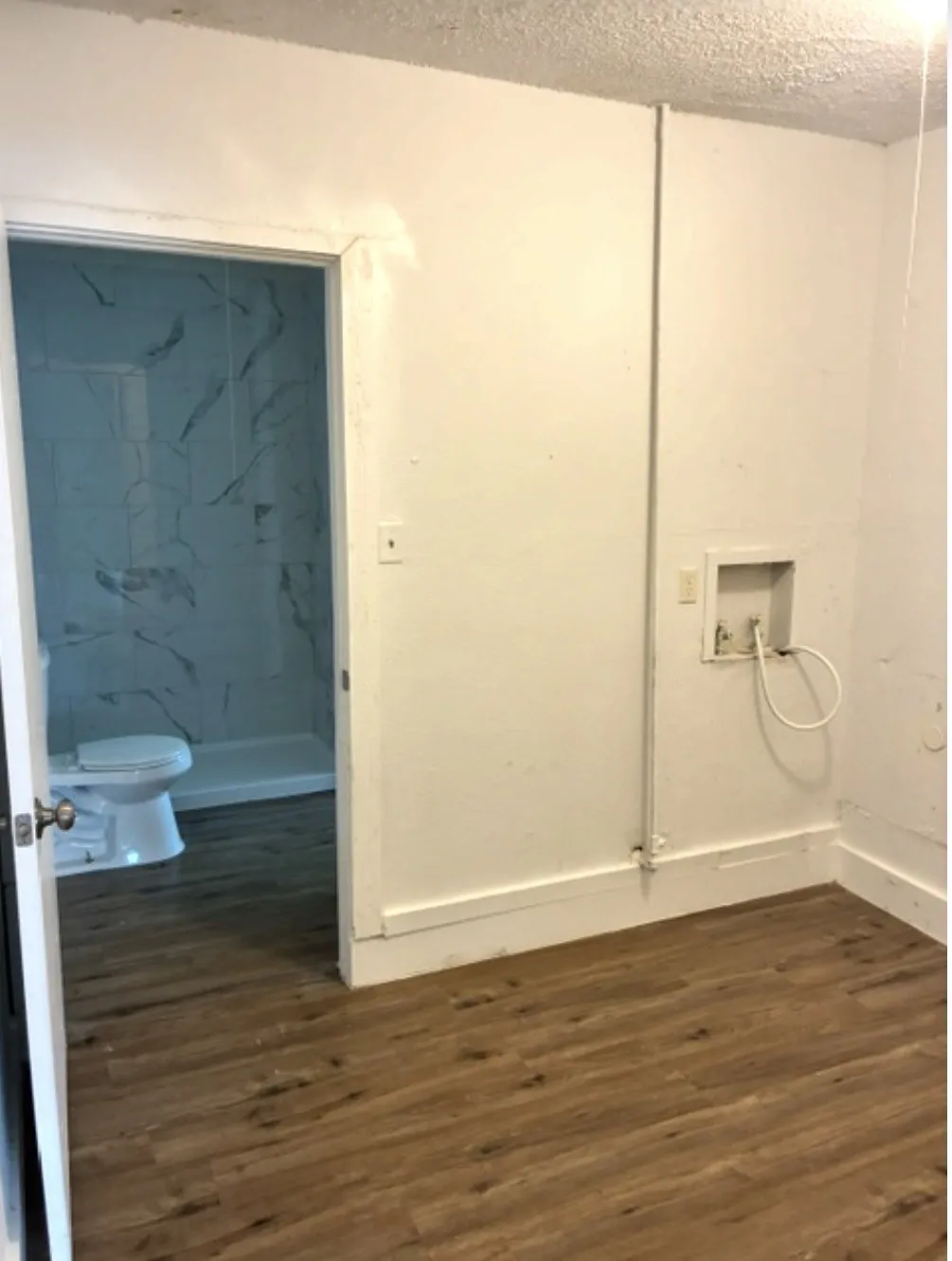 Single Family Residence For Rent in Hunt County , 2980 State Highway 69 S, Greenville, Texas 75402, 3 Bedroom, 2 Bathroom, Garage spaces, 1,176 Sqft, built in 1986, mls#21332113, Real Estate Agent in Greenville, Homes For Rent in Hunt county, Homes For Rent in Greenville, Realtor in Greenville Texas, Real Estate Brokerage Independent Realty Texas, Luminita Cordes Realtor