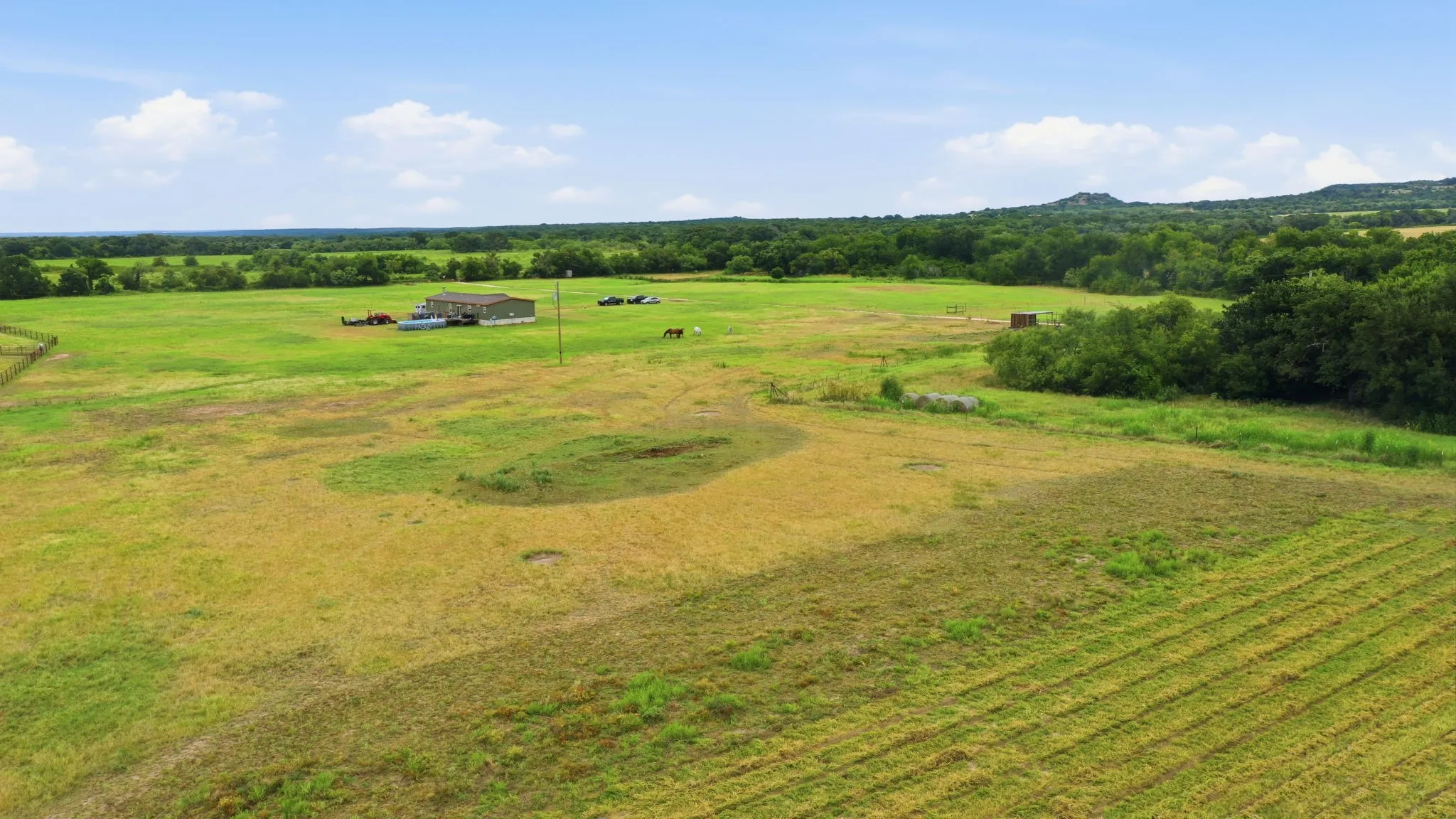 Farm For Sale in Erath County , 660 County Road 127, Stephenville, Texas 76401, 4 Bedroom, 2 Bathroom, Garage spaces, 2,560 Sqft, built in 2022, Price $849,000, mls#21332096, Real Estate Agent in Stephenville, Homes For Sale in Erath county, Homes For Sale in Stephenville, Realtor in Stephenville Texas, Real Estate Brokerage Independent Realty Texas, Luminita Cordes Realtor