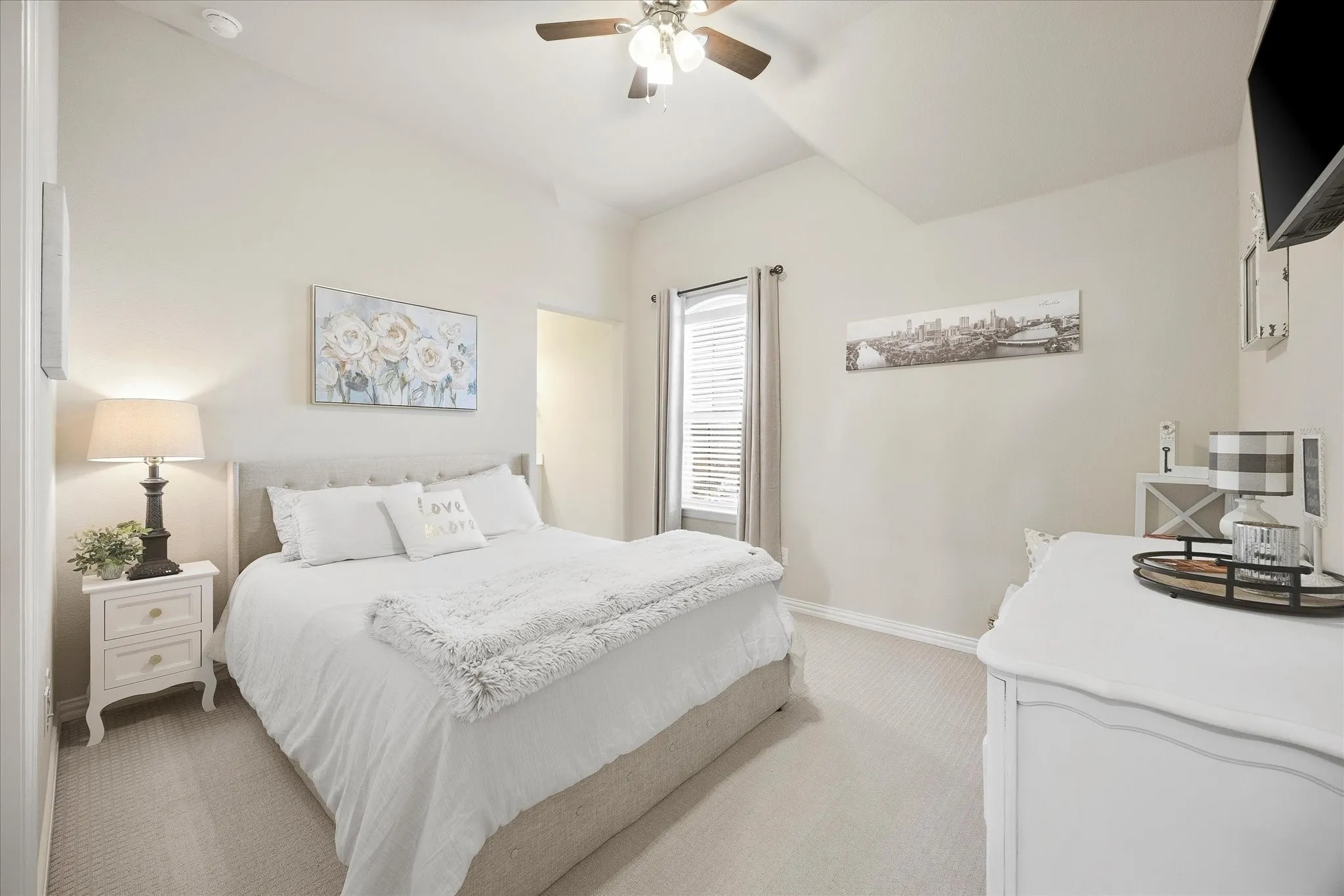 Single Family Residence For Sale in Collin County , 3121 Ivywood Place, Celina, Texas 75009, 4 Bedroom, 4 Bathroom, 3 Garage spaces, 3,627 Sqft, built in 2019, mls#21331492, Real Estate Agent in Celina, Homes For Sale in Collin county, Homes For Sale in Celina, Realtor in Celina Texas, Real Estate Brokerage Independent Realty Texas, Luminita Cordes Realtor