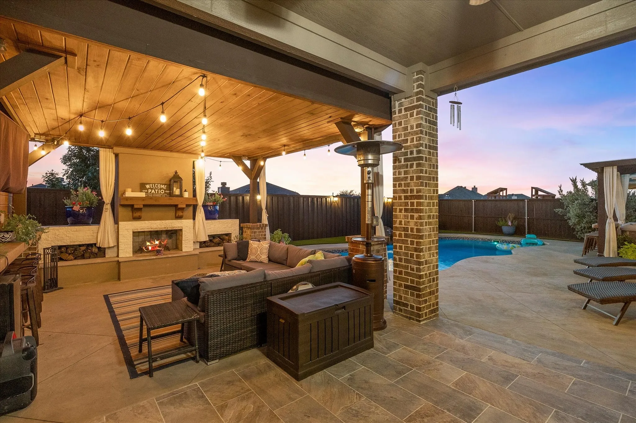 Single Family Residence For Sale in Collin County , 3121 Ivywood Place, Celina, Texas 75009, 4 Bedroom, 4 Bathroom, 3 Garage spaces, 3,627 Sqft, built in 2019, mls#21331492, Real Estate Agent in Celina, Homes For Sale in Collin county, Homes For Sale in Celina, Realtor in Celina Texas, Real Estate Brokerage Independent Realty Texas, Luminita Cordes Realtor