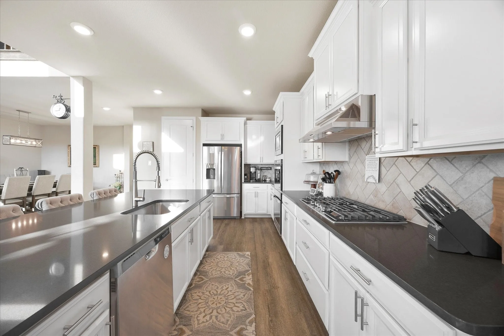 Single Family Residence For Sale in Collin County , 3121 Ivywood Place, Celina, Texas 75009, 4 Bedroom, 4 Bathroom, 3 Garage spaces, 3,627 Sqft, built in 2019, mls#21331492, Real Estate Agent in Celina, Homes For Sale in Collin county, Homes For Sale in Celina, Realtor in Celina Texas, Real Estate Brokerage Independent Realty Texas, Luminita Cordes Realtor