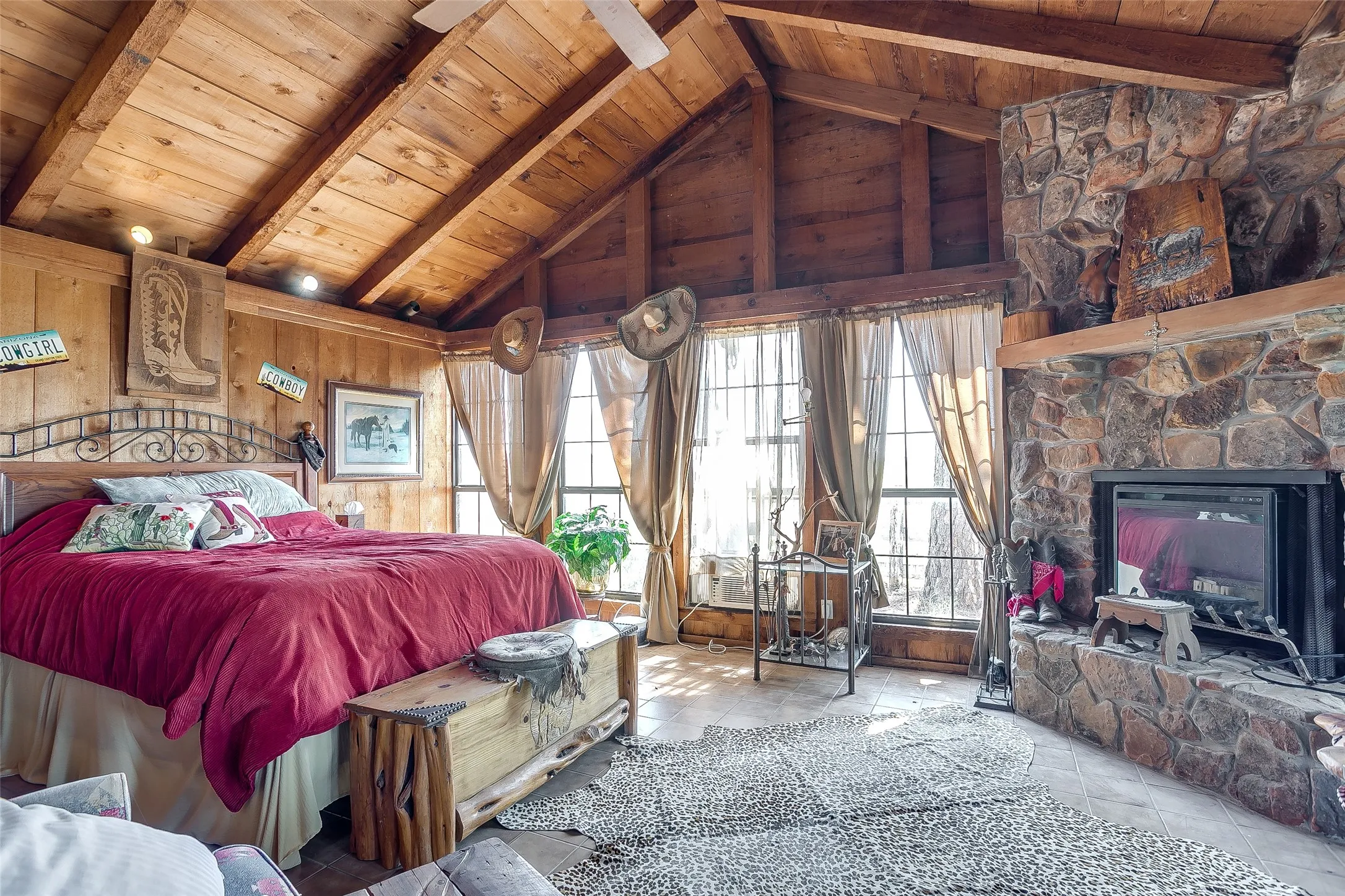 Ranch For Sale in Hunt County , 1080 Grand Oaks Ranch Road, Greenville, Texas 75401, 0, 0, Garage spaces, 0 Sqft, built in 0, Price $3,332,550, mls#21331797, Real Estate Agent in Greenville, Homes For Sale in Hunt county, Homes For Sale in Greenville, Realtor in Greenville Texas, Real Estate Brokerage Independent Realty Texas, Luminita Cordes Realtor
