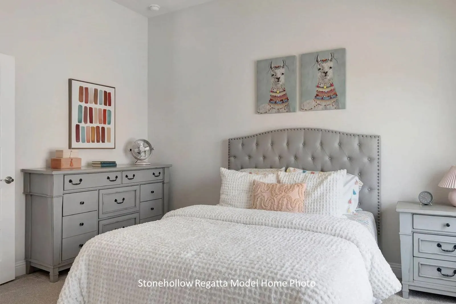 Secondary bedroom