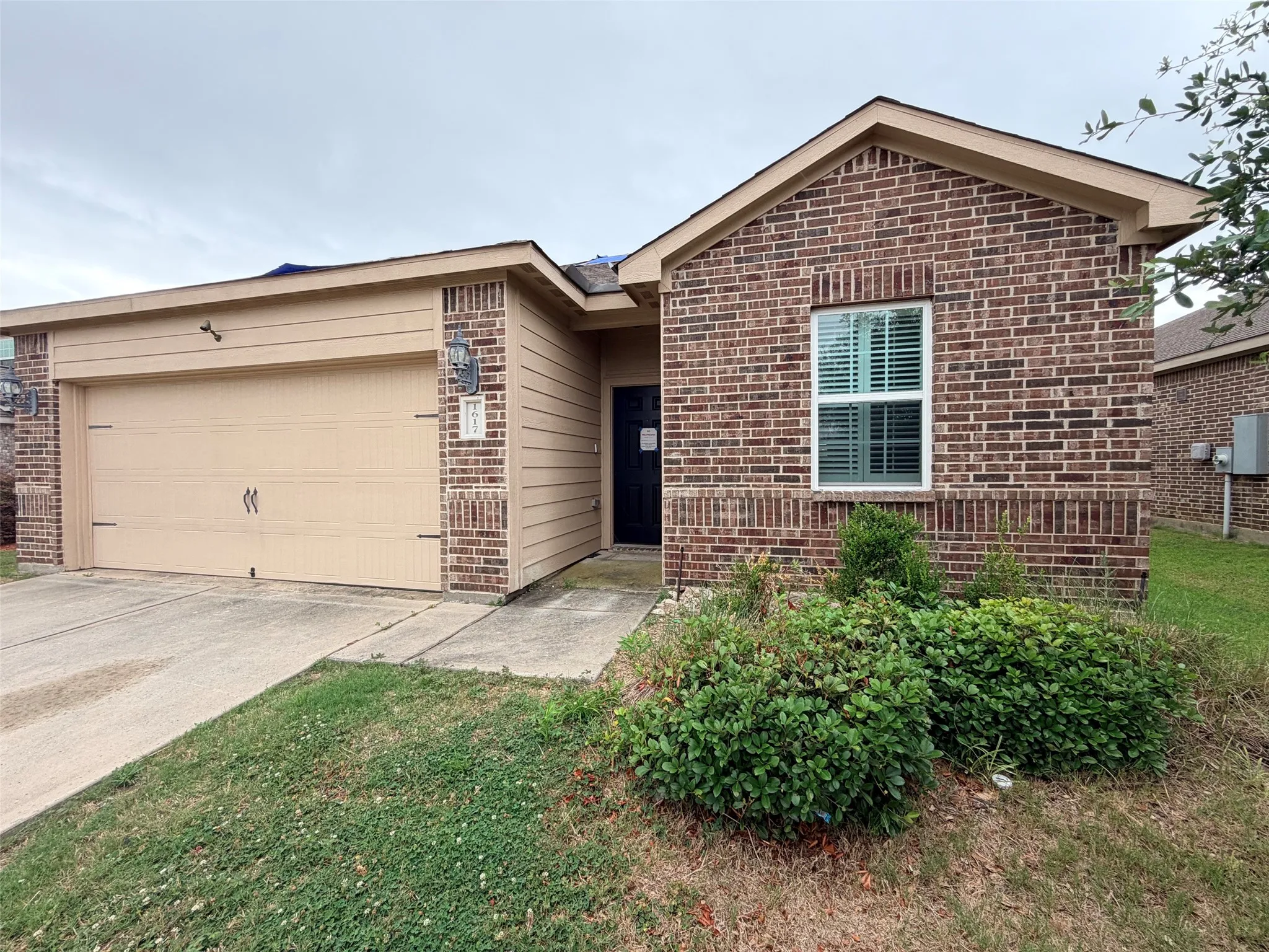 Single Family Residence For Sale in Collin County , 1617 Park Trails Boulevard, Princeton, Texas 75407, 3 Bedroom, 2 Bathroom, 2 Garage spaces, 1,619 Sqft, built in 2018, mls#21331329, Real Estate Agent in Princeton, Homes For Sale in Collin county, Homes For Sale in Princeton, Realtor in Princeton Texas, Real Estate Brokerage Independent Realty Texas, Luminita Cordes Realtor