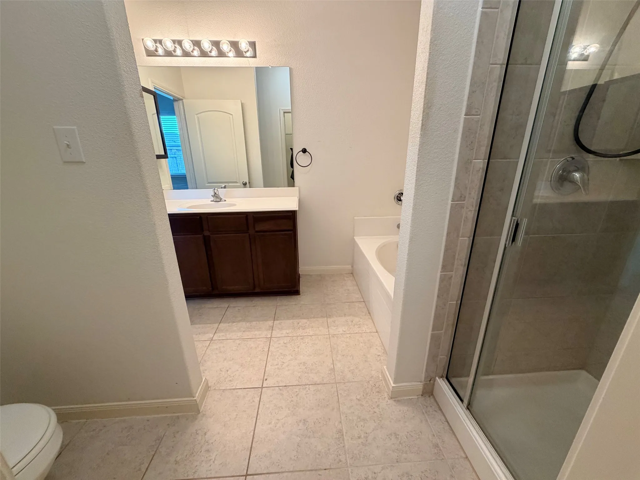 Single Family Residence For Sale in Collin County , 1617 Park Trails Boulevard, Princeton, Texas 75407, 3 Bedroom, 2 Bathroom, 2 Garage spaces, 1,619 Sqft, built in 2018, mls#21331329, Real Estate Agent in Princeton, Homes For Sale in Collin county, Homes For Sale in Princeton, Realtor in Princeton Texas, Real Estate Brokerage Independent Realty Texas, Luminita Cordes Realtor