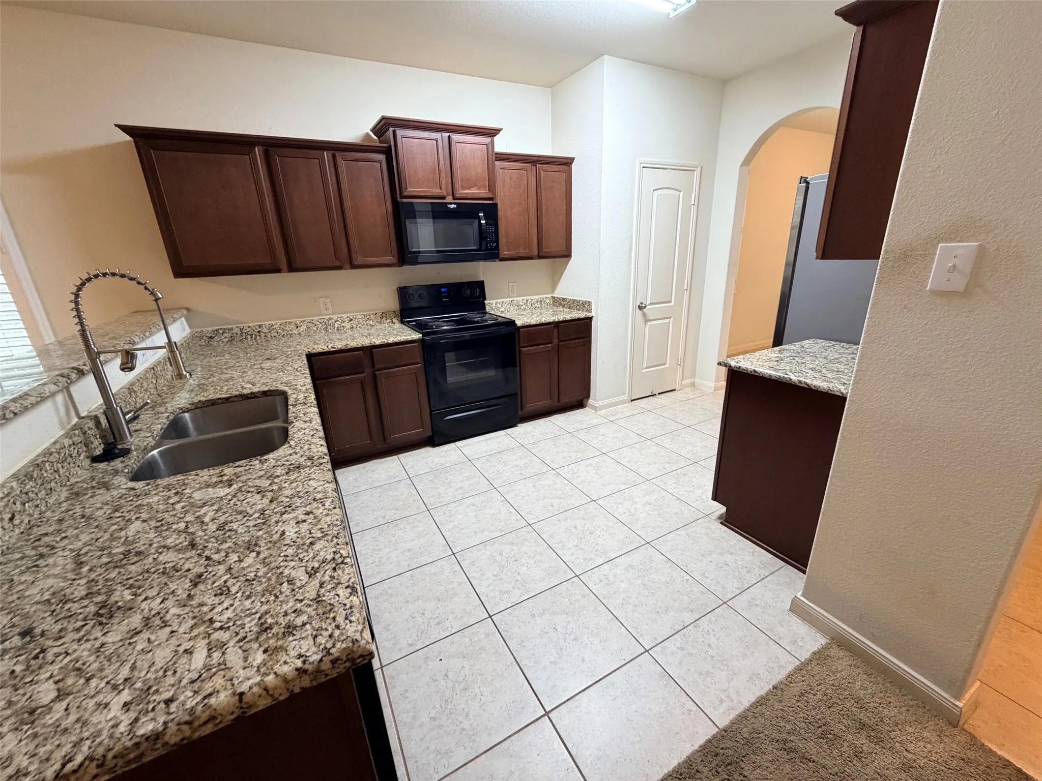 Single Family Residence For Sale in Collin County , 1617 Park Trails Boulevard, Princeton, Texas 75407, 3 Bedroom, 2 Bathroom, 2 Garage spaces, 1,619 Sqft, built in 2018, mls#21331329, Real Estate Agent in Princeton, Homes For Sale in Collin county, Homes For Sale in Princeton, Realtor in Princeton Texas, Real Estate Brokerage Independent Realty Texas, Luminita Cordes Realtor