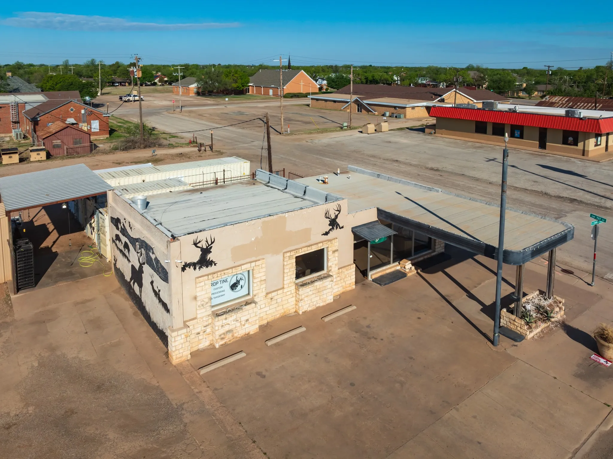 Business For Sale in Jones County , 126 S Central Avenue, Hamlin, Texas 79520, 0, 0, Garage spaces, 0 Sqft, built in 1961, mls#21308674, Real Estate Agent in Hamlin, Homes For Sale in Jones county, Homes For Sale in Hamlin, Realtor in Hamlin Texas, Real Estate Brokerage Independent Realty Texas, Luminita Cordes Realtor