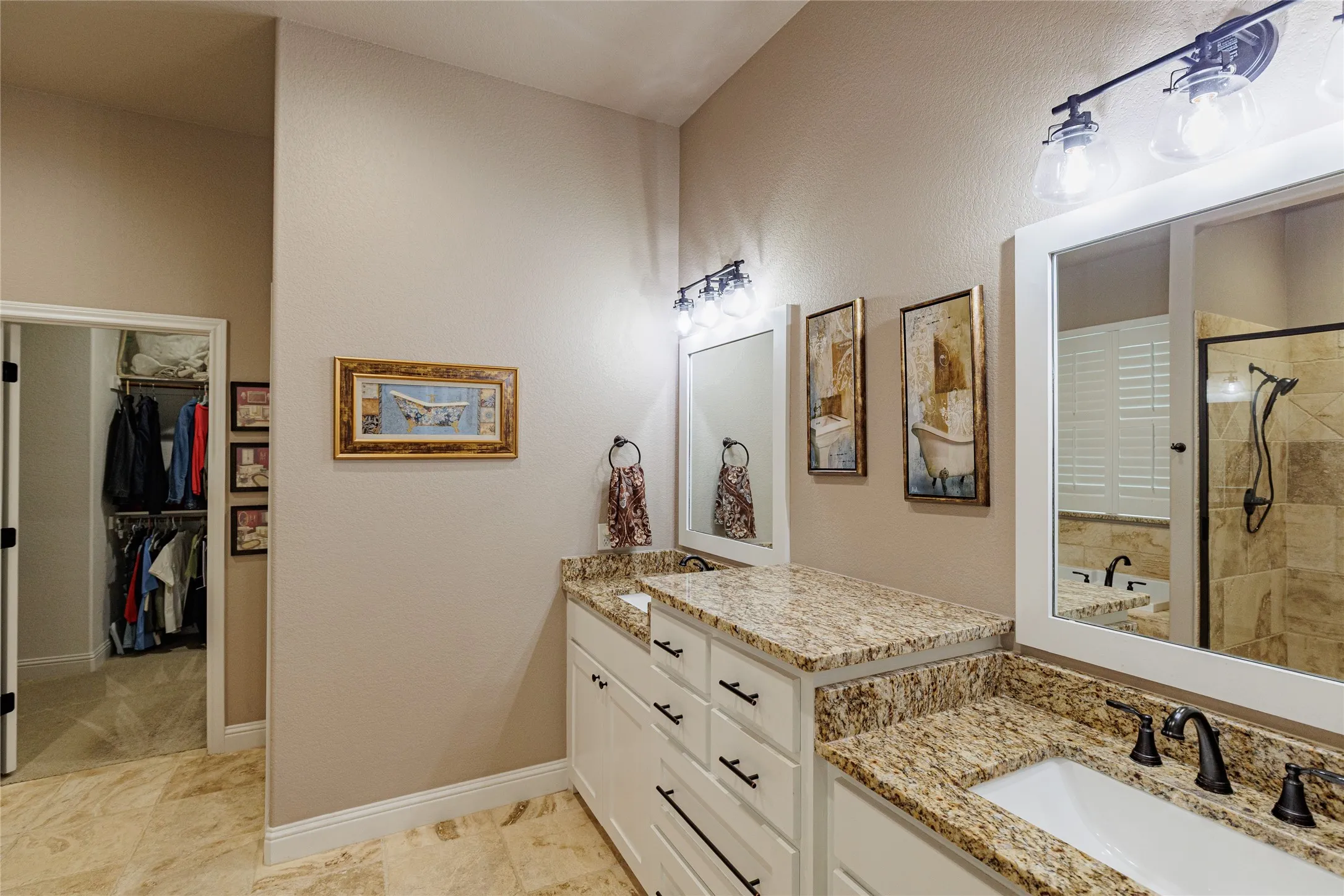 Single Family Residence For Sale in Wise County , 156 Windy Glen Drive, Decatur, Texas 76234, 3 Bedroom, 2 Bathroom, 2 Garage spaces, 2,243 Sqft, built in 2020, mls#21326208, Real Estate Agent in Decatur, Homes For Sale in Wise county, Homes For Sale in Decatur, Realtor in Decatur Texas, Real Estate Brokerage Independent Realty Texas, Luminita Cordes Realtor