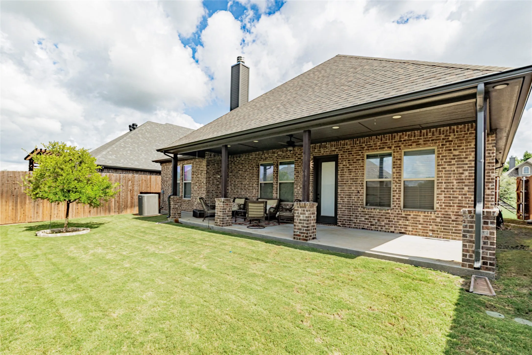 Single Family Residence For Sale in Wise County , 156 Windy Glen Drive, Decatur, Texas 76234, 3 Bedroom, 2 Bathroom, 2 Garage spaces, 2,243 Sqft, built in 2020, mls#21326208, Real Estate Agent in Decatur, Homes For Sale in Wise county, Homes For Sale in Decatur, Realtor in Decatur Texas, Real Estate Brokerage Independent Realty Texas, Luminita Cordes Realtor