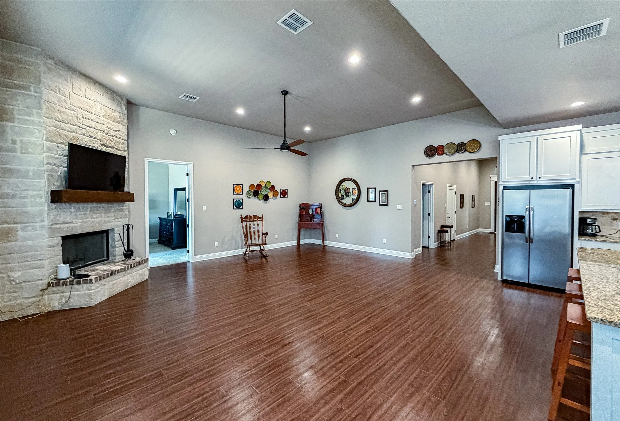 Single Family Residence For Sale in Wise County , 156 Windy Glen Drive, Decatur, Texas 76234, 3 Bedroom, 2 Bathroom, 2 Garage spaces, 2,243 Sqft, built in 2020, mls#21326208, Real Estate Agent in Decatur, Homes For Sale in Wise county, Homes For Sale in Decatur, Realtor in Decatur Texas, Real Estate Brokerage Independent Realty Texas, Luminita Cordes Realtor