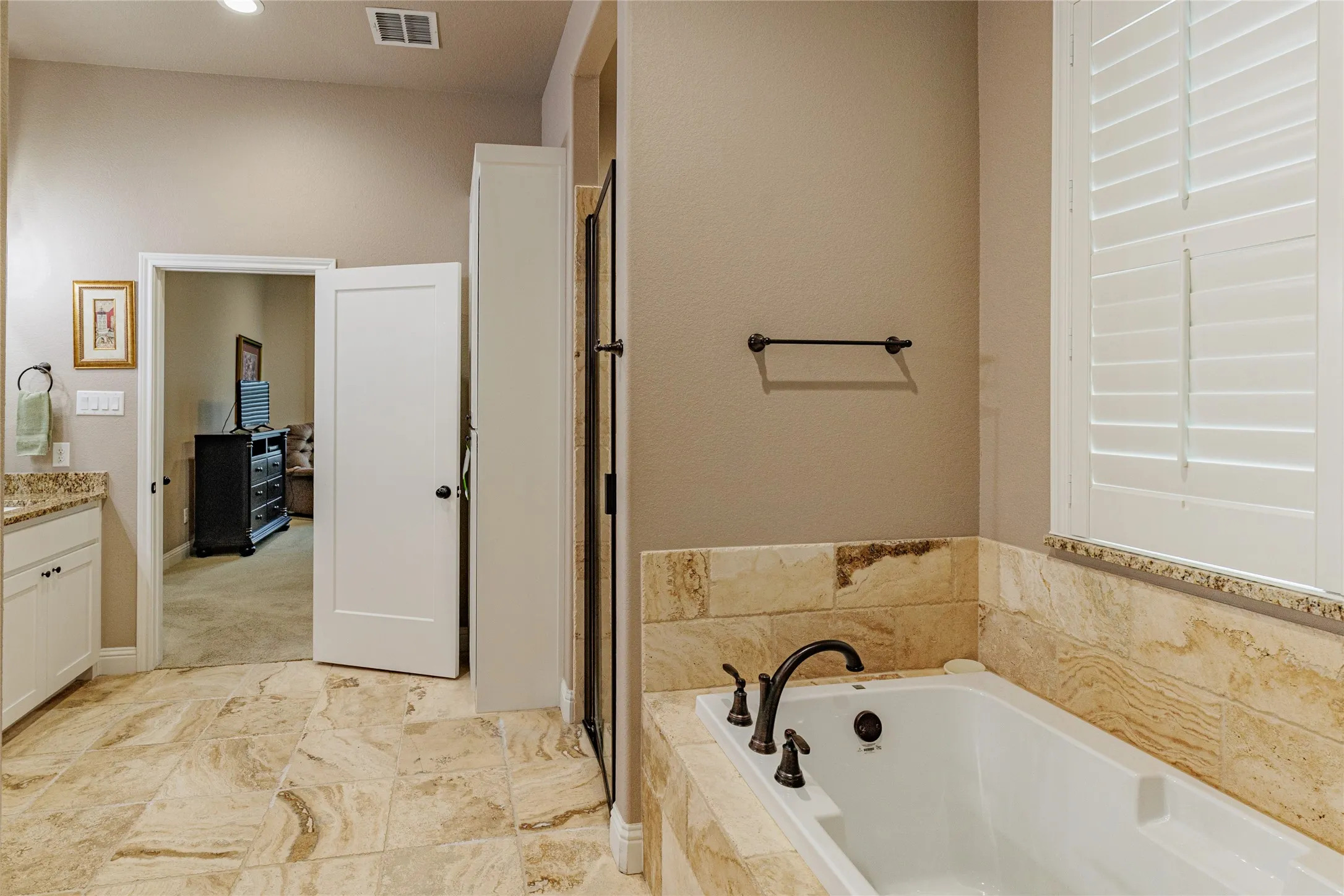 Single Family Residence For Sale in Wise County , 156 Windy Glen Drive, Decatur, Texas 76234, 3 Bedroom, 2 Bathroom, 2 Garage spaces, 2,243 Sqft, built in 2020, mls#21326208, Real Estate Agent in Decatur, Homes For Sale in Wise county, Homes For Sale in Decatur, Realtor in Decatur Texas, Real Estate Brokerage Independent Realty Texas, Luminita Cordes Realtor