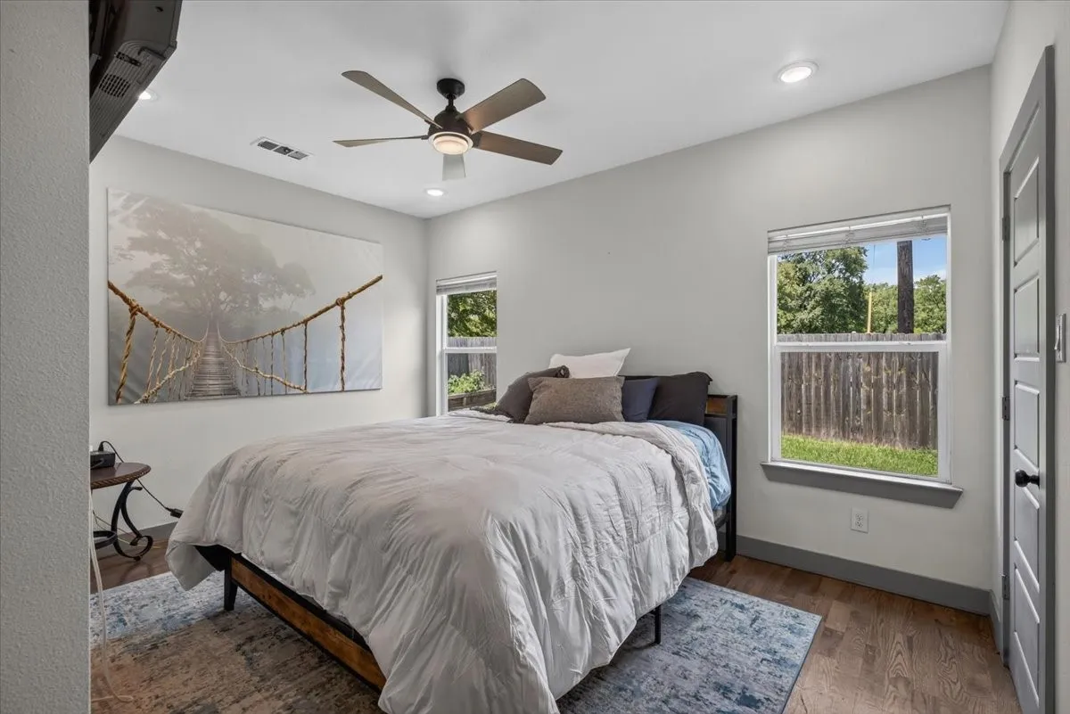 Single Family Residence For Sale in Henderson County , 612 Kontiki Drive, Tool, Texas 75143, 3 Bedrooms, 3 Bathrooms, 2 Garage spaces, 2,340 Sqft, built in 2021, Price $290,000, mls#21332155, Real Estate Agent in Tool, Homes For Sale in Henderson county, Homes For Sale in Tool, Realtor in Tool Texas, Real Estate Brokerage Independent Realty Texas, Luminita Cordes Realtor