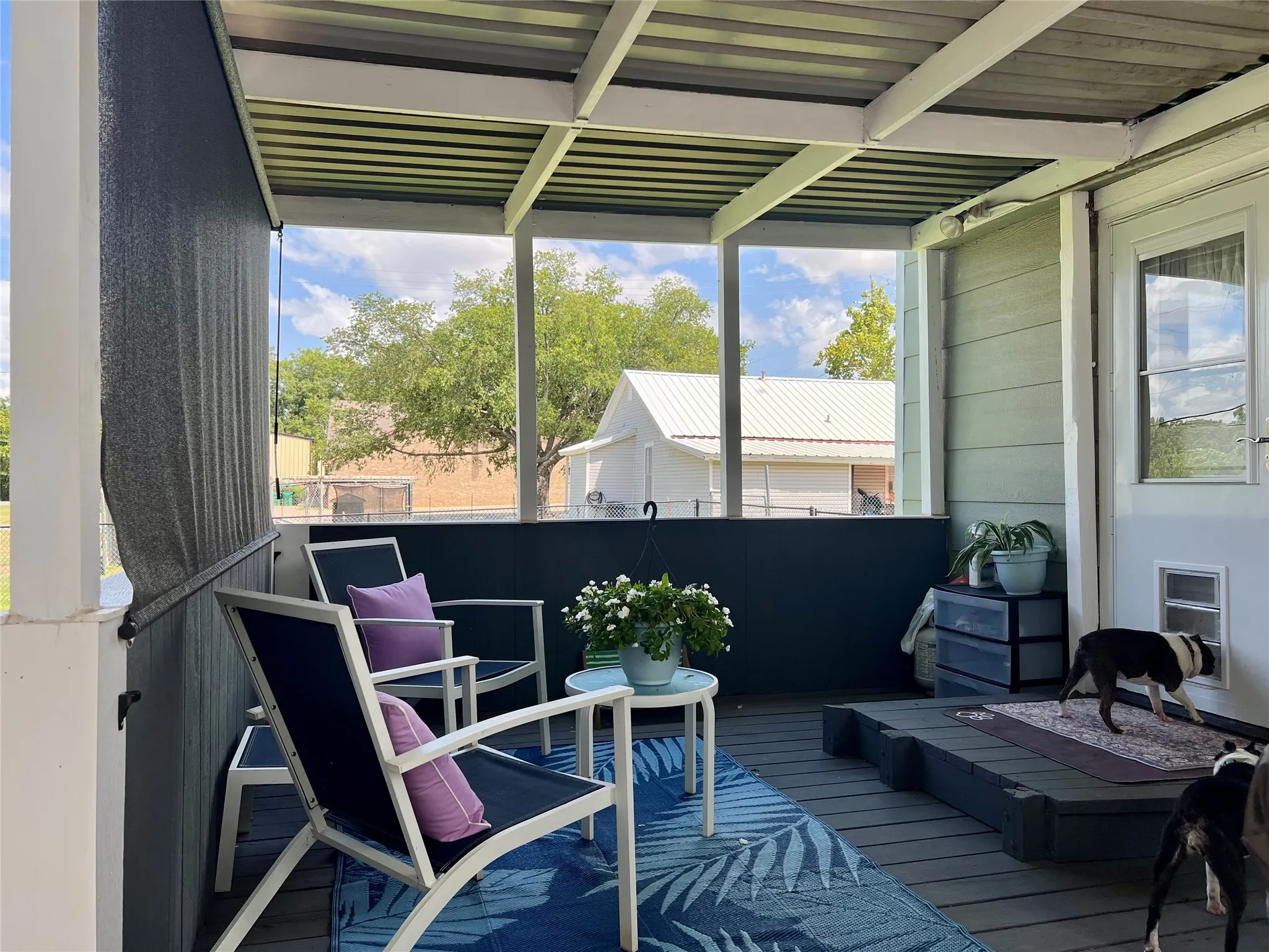 Single Family Residence For Sale in Montague County , 407 Baylor Street, Nocona, Texas 76255, 2 Bedroom, 2 Bathroom, 1 Garage spaces, 1,006 Sqft, built in 1945, mls#21332158, Real Estate Agent in Nocona, Homes For Sale in Montague county, Homes For Sale in Nocona, Realtor in Nocona Texas, Real Estate Brokerage Independent Realty Texas, Luminita Cordes Realtor