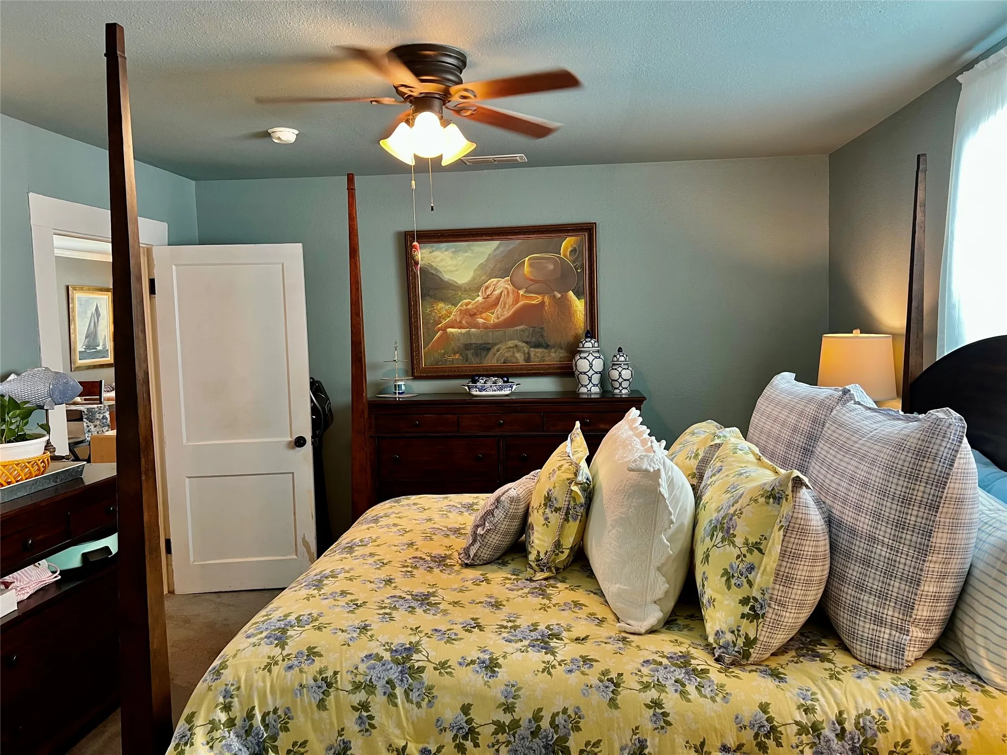 Single Family Residence For Sale in Montague County , 407 Baylor Street, Nocona, Texas 76255, 2 Bedroom, 2 Bathroom, 1 Garage spaces, 1,006 Sqft, built in 1945, mls#21332158, Real Estate Agent in Nocona, Homes For Sale in Montague county, Homes For Sale in Nocona, Realtor in Nocona Texas, Real Estate Brokerage Independent Realty Texas, Luminita Cordes Realtor