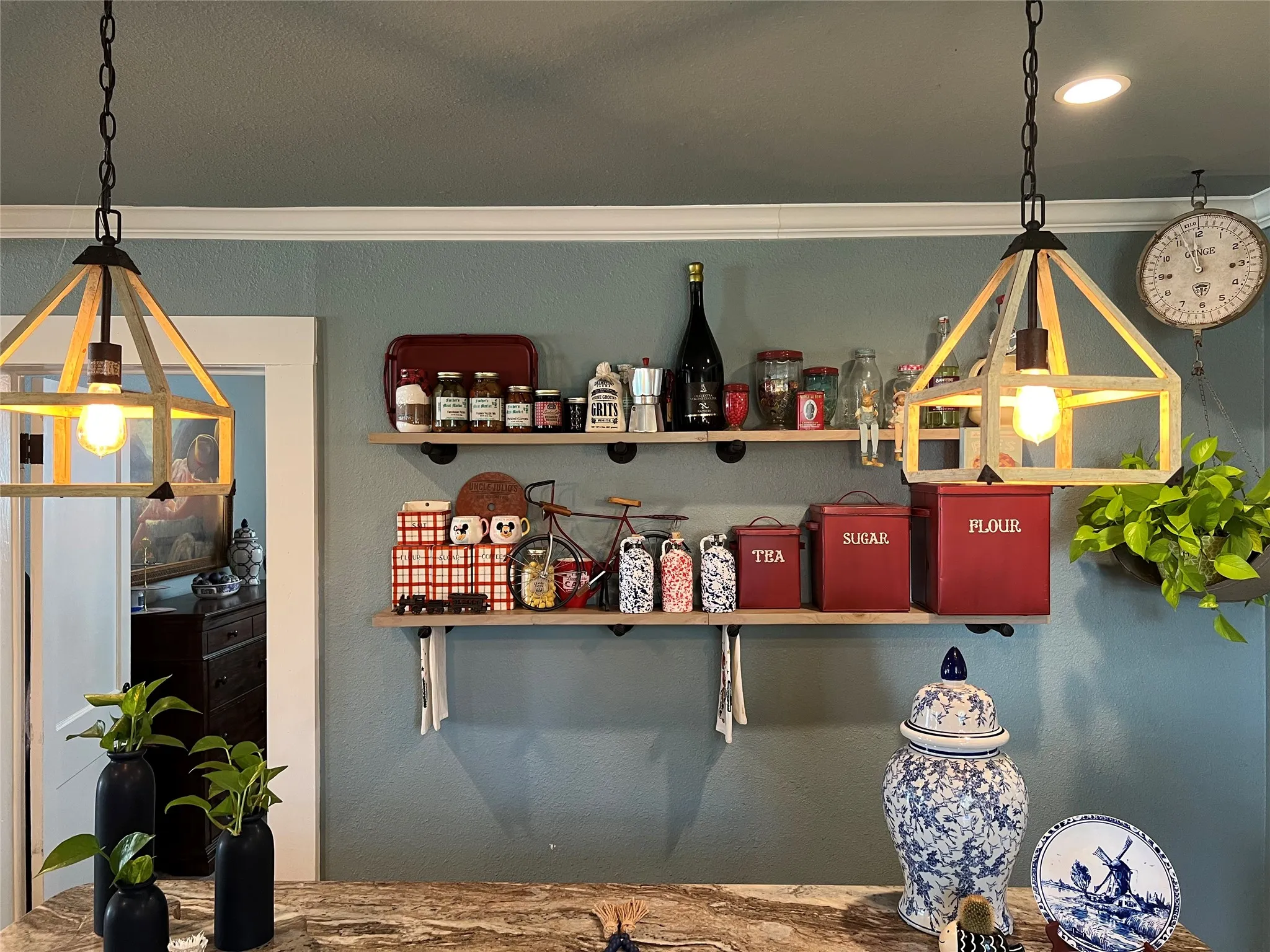Single Family Residence For Sale in Montague County , 407 Baylor Street, Nocona, Texas 76255, 2 Bedroom, 2 Bathroom, 1 Garage spaces, 1,006 Sqft, built in 1945, mls#21332158, Real Estate Agent in Nocona, Homes For Sale in Montague county, Homes For Sale in Nocona, Realtor in Nocona Texas, Real Estate Brokerage Independent Realty Texas, Luminita Cordes Realtor
