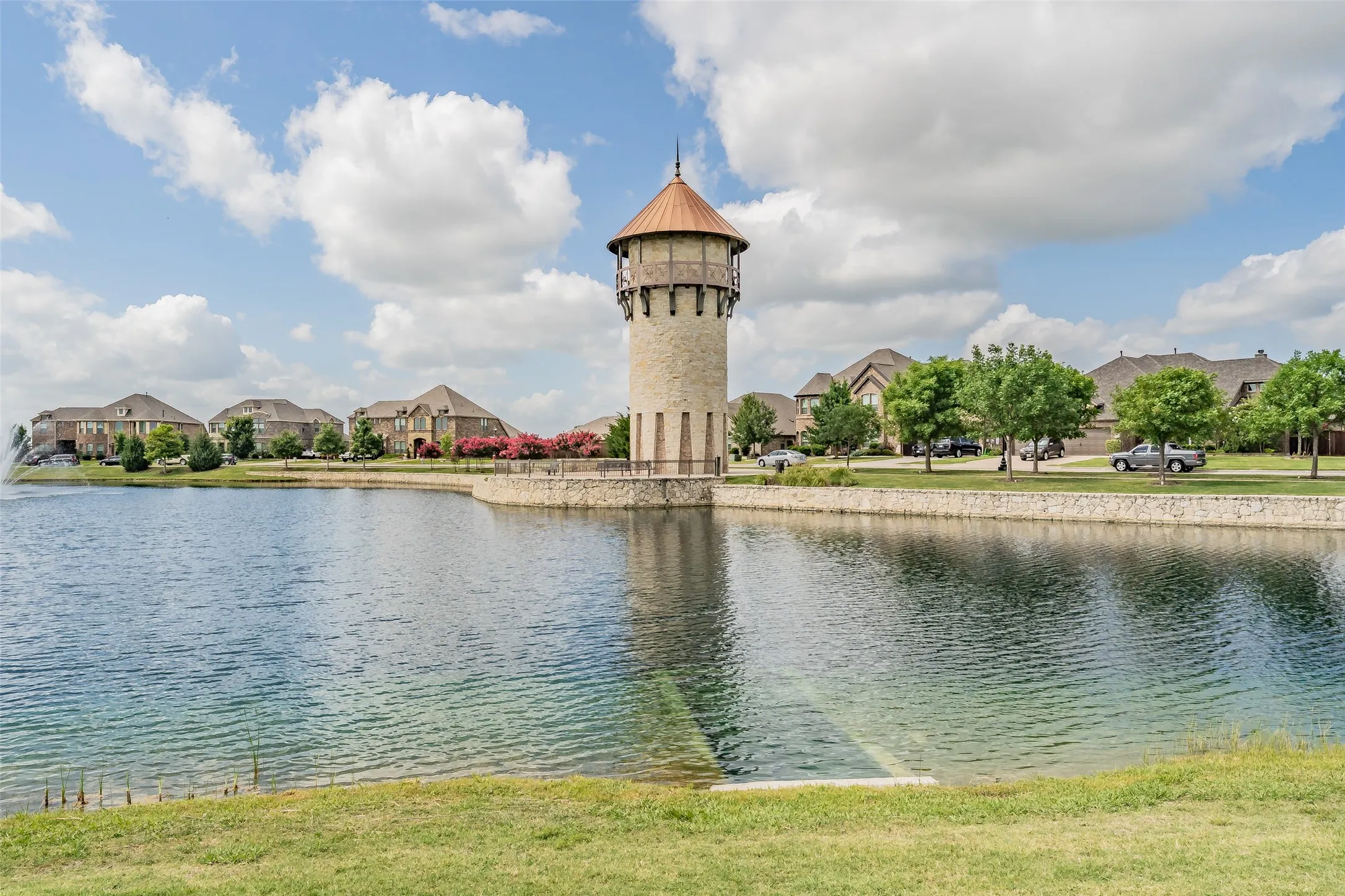 This beautiful community features several fishing ponds, walking trails and parks
