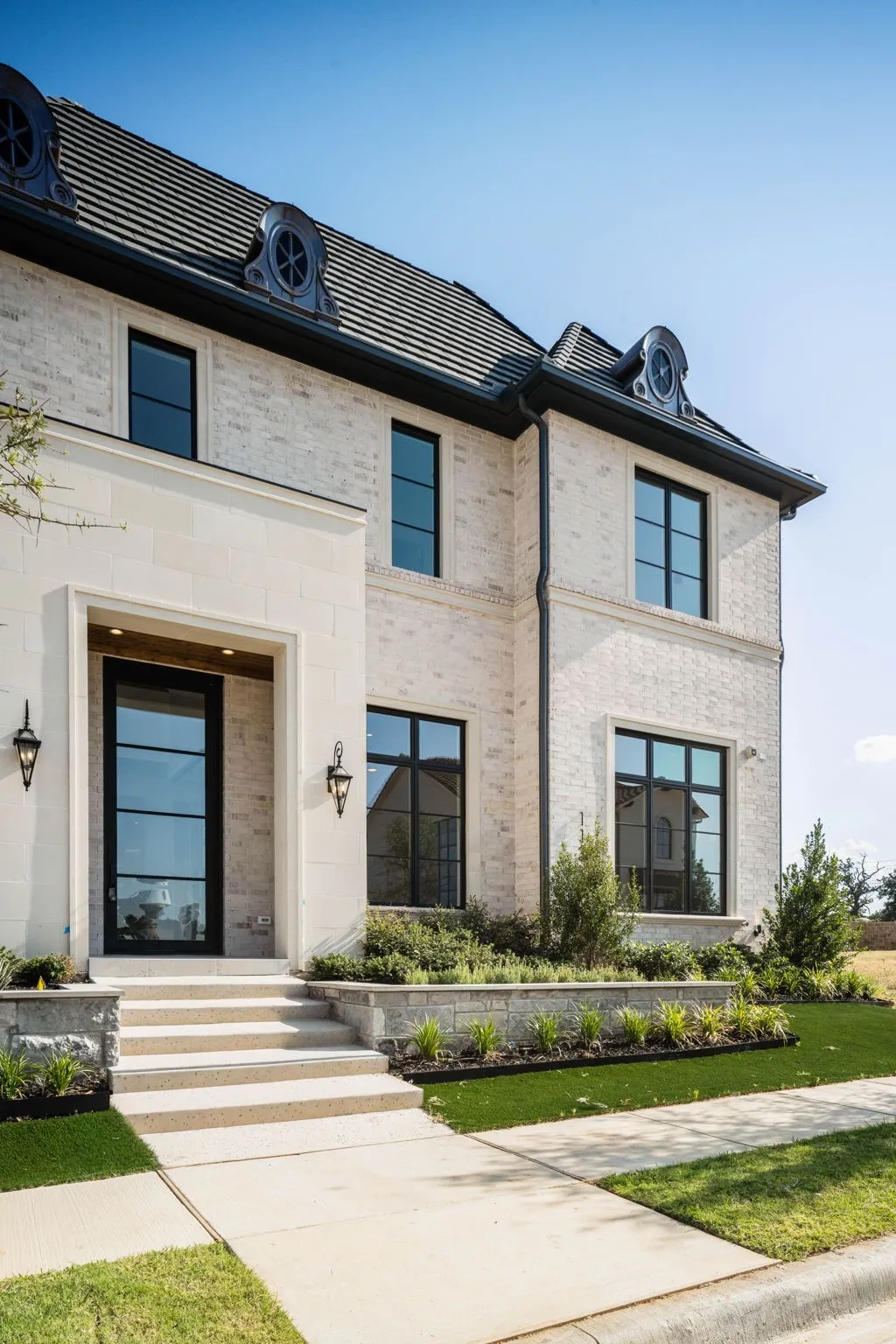 Single Family Residence For Sale in Tarrant County , 113 Murano Place, Southlake, Texas 76092, 5 Bedroom, 7 Bathroom, 2 Garage spaces, 4,635 Sqft, built in 2026, mls#21304041, Real Estate Agent in Southlake, Homes For Sale in Tarrant county, Homes For Sale in Southlake, Realtor in Southlake Texas, Real Estate Brokerage Independent Realty Texas, Luminita Cordes Realtor