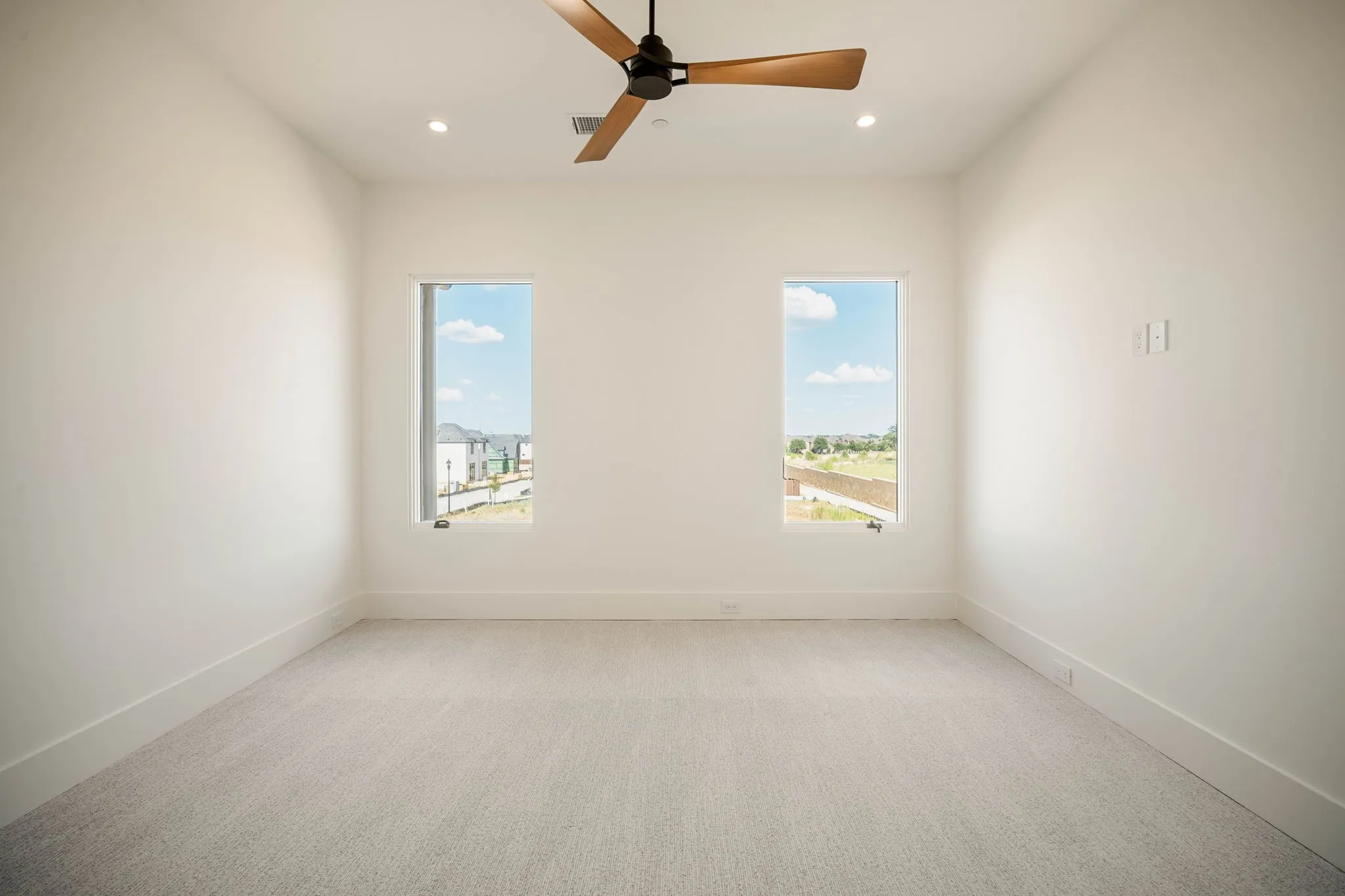 Single Family Residence For Sale in Tarrant County , 113 Murano Place, Southlake, Texas 76092, 5 Bedroom, 7 Bathroom, 2 Garage spaces, 4,635 Sqft, built in 2026, mls#21304041, Real Estate Agent in Southlake, Homes For Sale in Tarrant county, Homes For Sale in Southlake, Realtor in Southlake Texas, Real Estate Brokerage Independent Realty Texas, Luminita Cordes Realtor