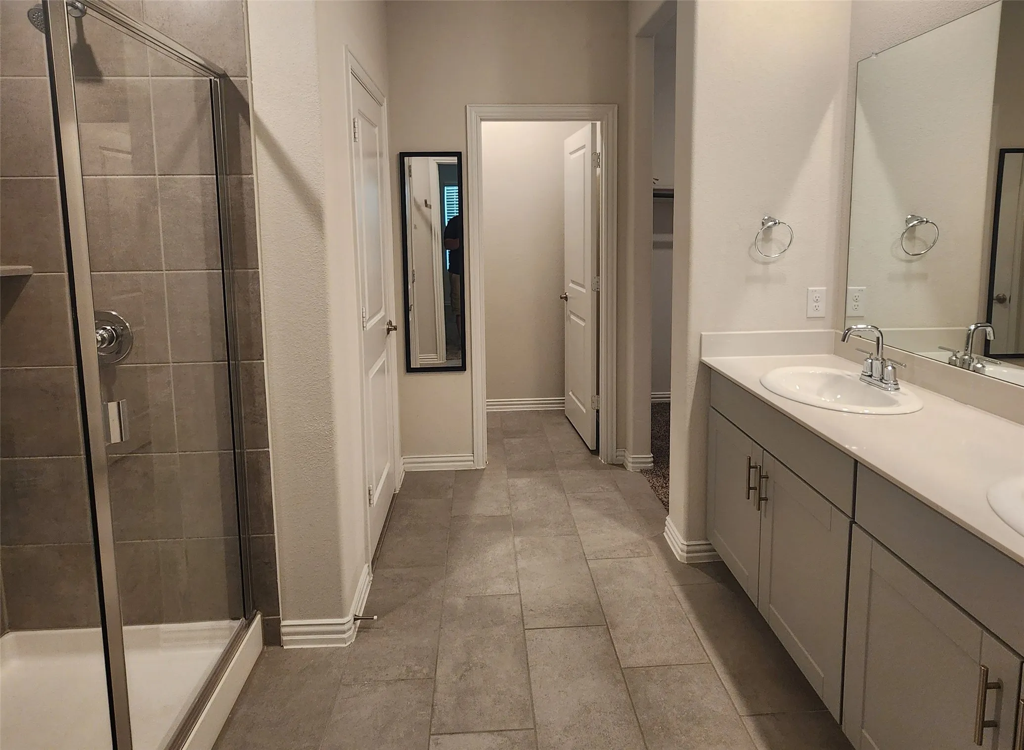 Single Family Residence For Sale in Tarrant County , 10628 Kootenai Street, Fort Worth, Texas 76179, 4 Bedroom, 3 Bathroom, 2 Garage spaces, 2,266 Sqft, built in 2021, mls#21330647, Real Estate Agent in Fort Worth, Homes For Sale in Tarrant county, Homes For Sale in Fort Worth, Realtor in Fort Worth Texas, Real Estate Brokerage Independent Realty Texas, Luminita Cordes Realtor
