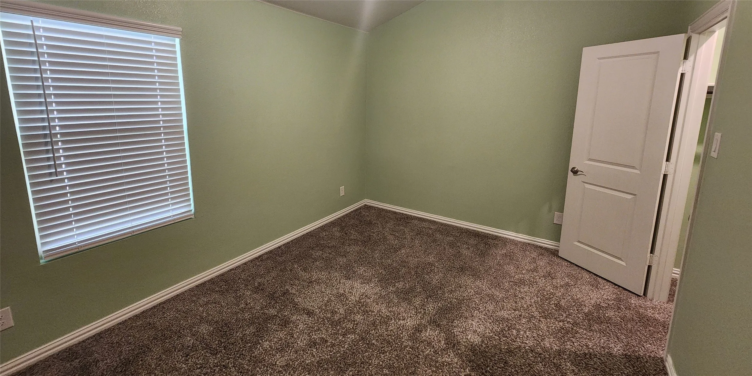 Single Family Residence For Sale in Tarrant County , 10628 Kootenai Street, Fort Worth, Texas 76179, 4 Bedroom, 3 Bathroom, 2 Garage spaces, 2,266 Sqft, built in 2021, mls#21330647, Real Estate Agent in Fort Worth, Homes For Sale in Tarrant county, Homes For Sale in Fort Worth, Realtor in Fort Worth Texas, Real Estate Brokerage Independent Realty Texas, Luminita Cordes Realtor