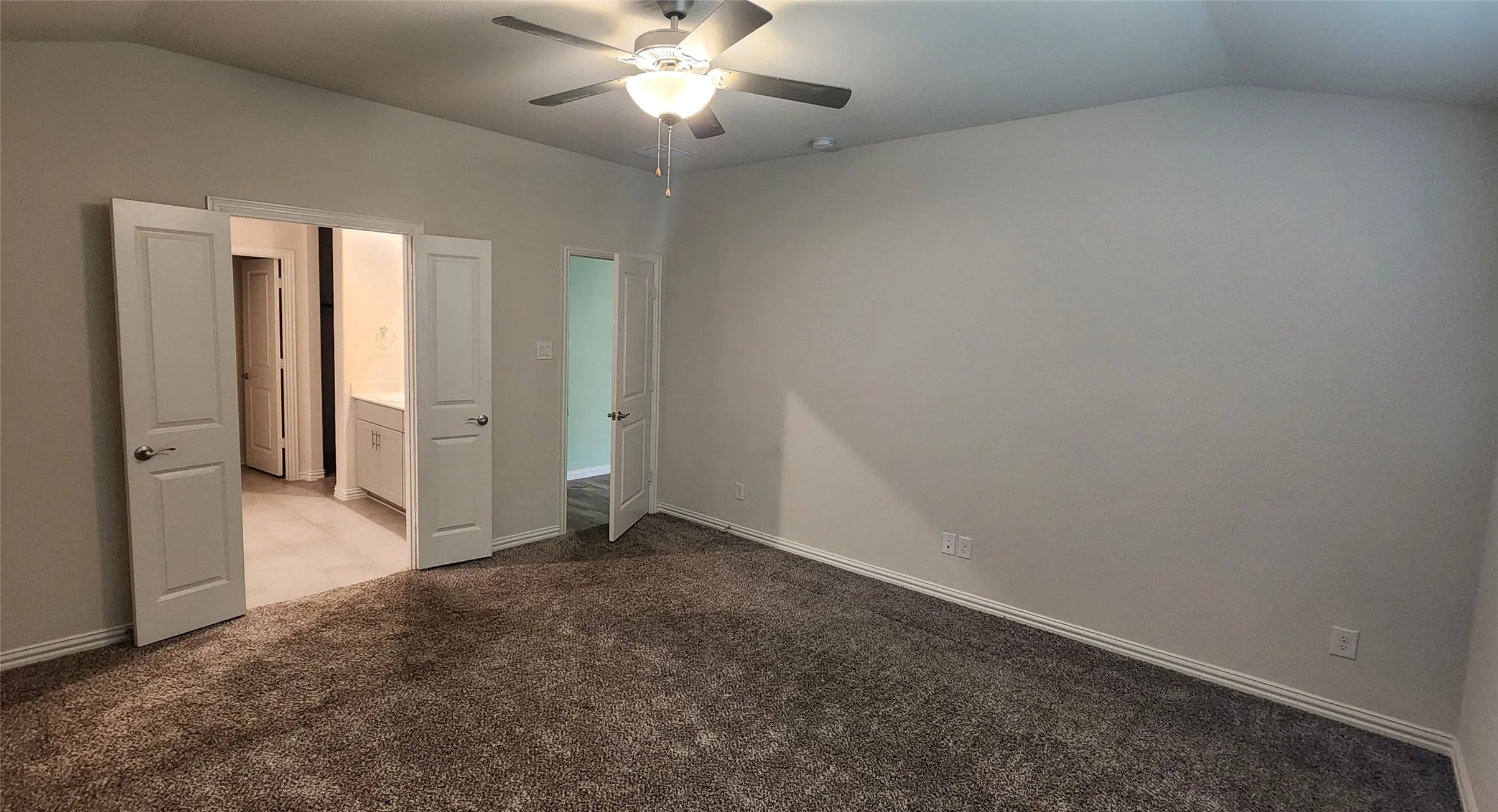 Single Family Residence For Sale in Tarrant County , 10628 Kootenai Street, Fort Worth, Texas 76179, 4 Bedroom, 3 Bathroom, 2 Garage spaces, 2,266 Sqft, built in 2021, mls#21330647, Real Estate Agent in Fort Worth, Homes For Sale in Tarrant county, Homes For Sale in Fort Worth, Realtor in Fort Worth Texas, Real Estate Brokerage Independent Realty Texas, Luminita Cordes Realtor