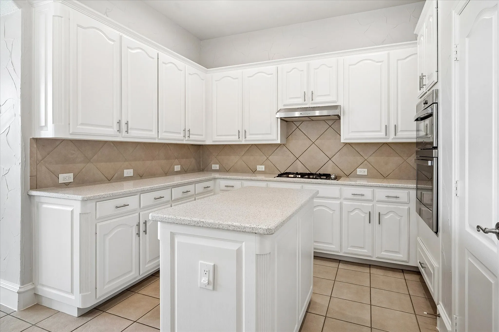 Single Family Residence For Rent in Denton County , 1604 Morning Dove Court, Carrollton, Texas 75007, 4 Bedroom, 4 Bathroom, 3 Garage spaces, 3,811 Sqft, built in 2003, mls#21329871, Real Estate Agent in Carrollton, Homes For Rent in Denton county, Homes For Rent in Carrollton, Realtor in Carrollton Texas, Real Estate Brokerage Independent Realty Texas, Luminita Cordes Realtor