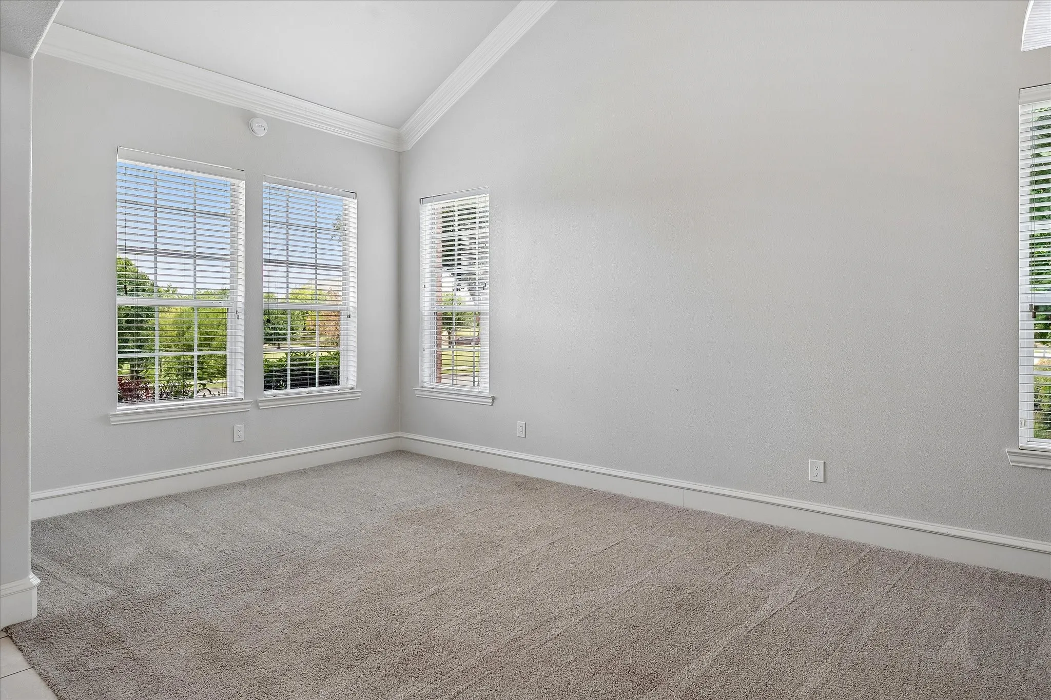 Single Family Residence For Rent in Denton County , 1604 Morning Dove Court, Carrollton, Texas 75007, 4 Bedroom, 4 Bathroom, 3 Garage spaces, 3,811 Sqft, built in 2003, mls#21329871, Real Estate Agent in Carrollton, Homes For Rent in Denton county, Homes For Rent in Carrollton, Realtor in Carrollton Texas, Real Estate Brokerage Independent Realty Texas, Luminita Cordes Realtor
