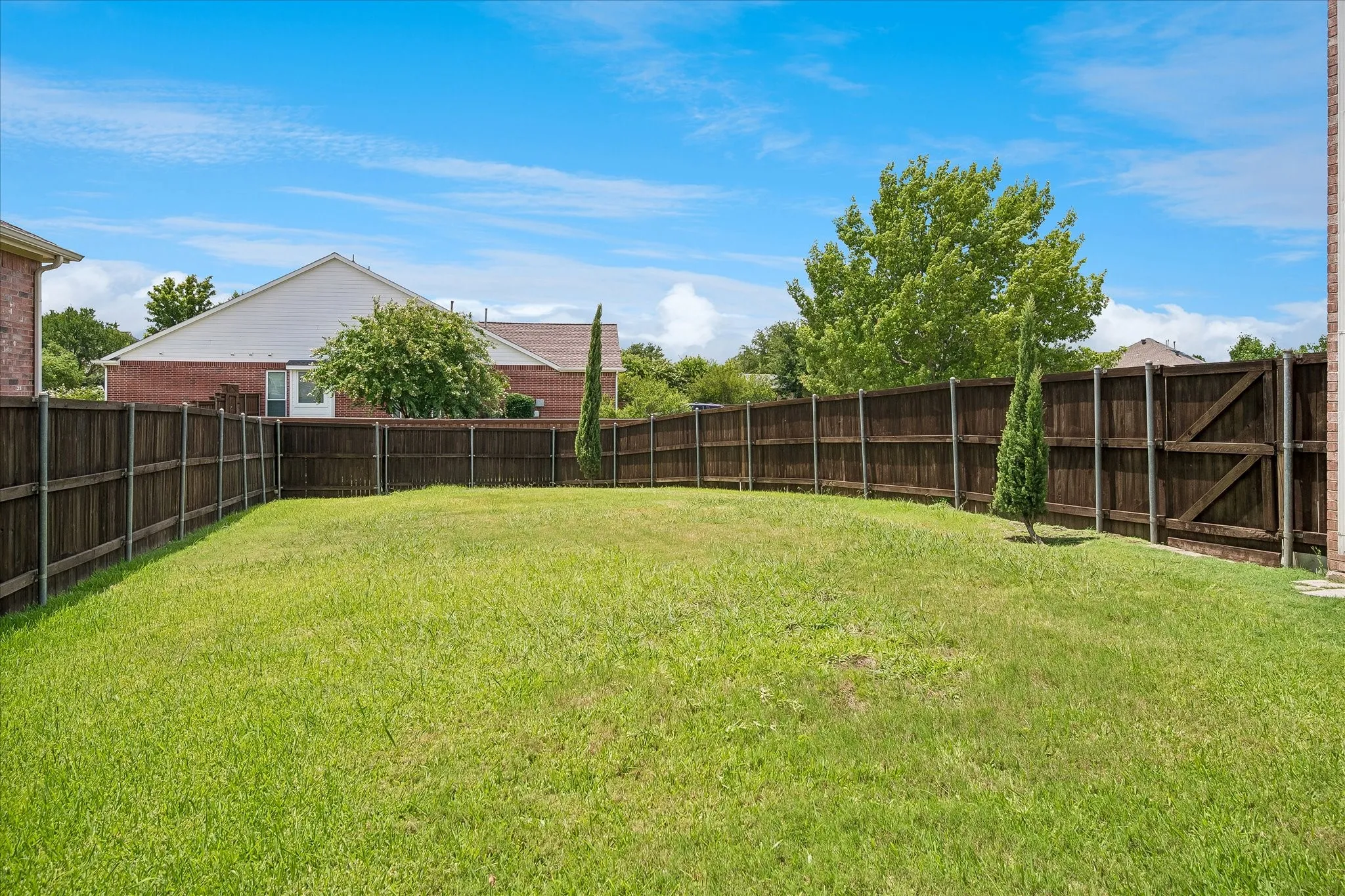 Single Family Residence For Rent in Denton County , 1604 Morning Dove Court, Carrollton, Texas 75007, 4 Bedroom, 4 Bathroom, 3 Garage spaces, 3,811 Sqft, built in 2003, mls#21329871, Real Estate Agent in Carrollton, Homes For Rent in Denton county, Homes For Rent in Carrollton, Realtor in Carrollton Texas, Real Estate Brokerage Independent Realty Texas, Luminita Cordes Realtor