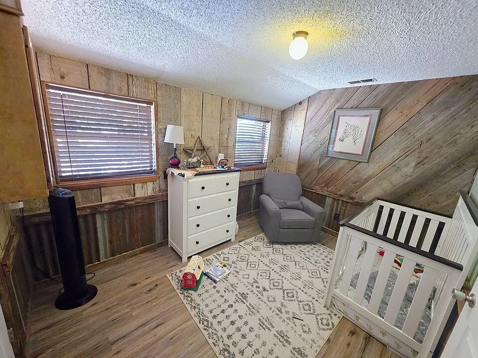 Single Family Residence For Sale in Jones County , 8908 Co Rd 103 Road, Hamlin, Texas 79520, 4 Bedrooms, 4 Bathrooms, 2 Garage spaces, 2,876 Sqft, built in 1981, Price $570,000, mls#21332182, Real Estate Agent in Hamlin, Homes For Sale in Jones county, Homes For Sale in Hamlin, Realtor in Hamlin Texas, Real Estate Brokerage Independent Realty Texas, Luminita Cordes Realtor