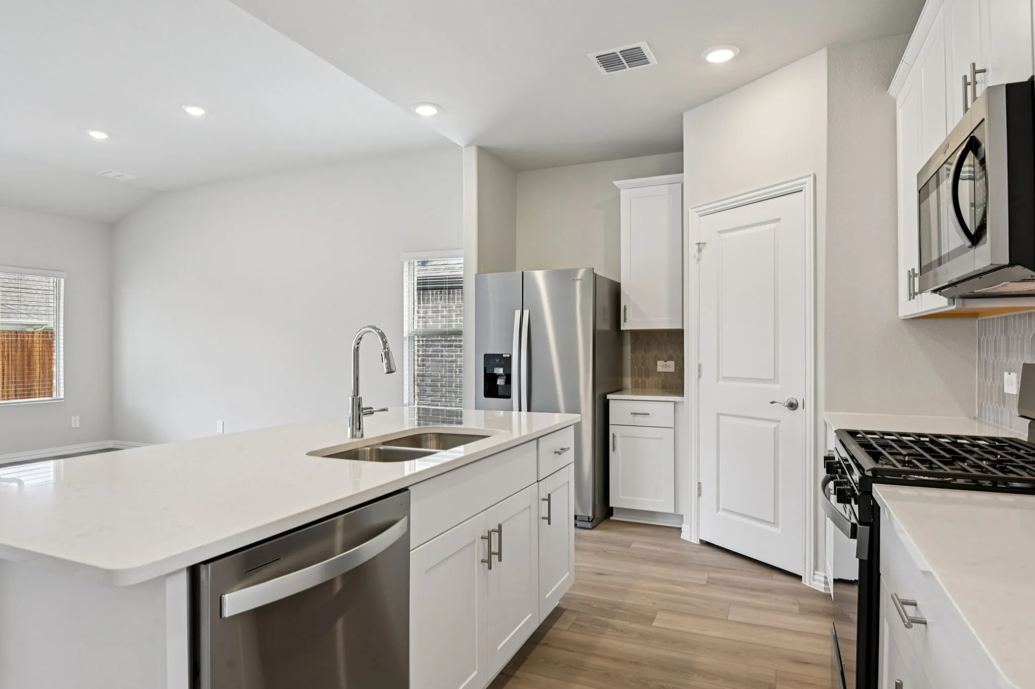 Photo is not of the actual home, but is an inspirational photo of builder’s model home and may depict options, furnishings, and/or decorator features that are not included.