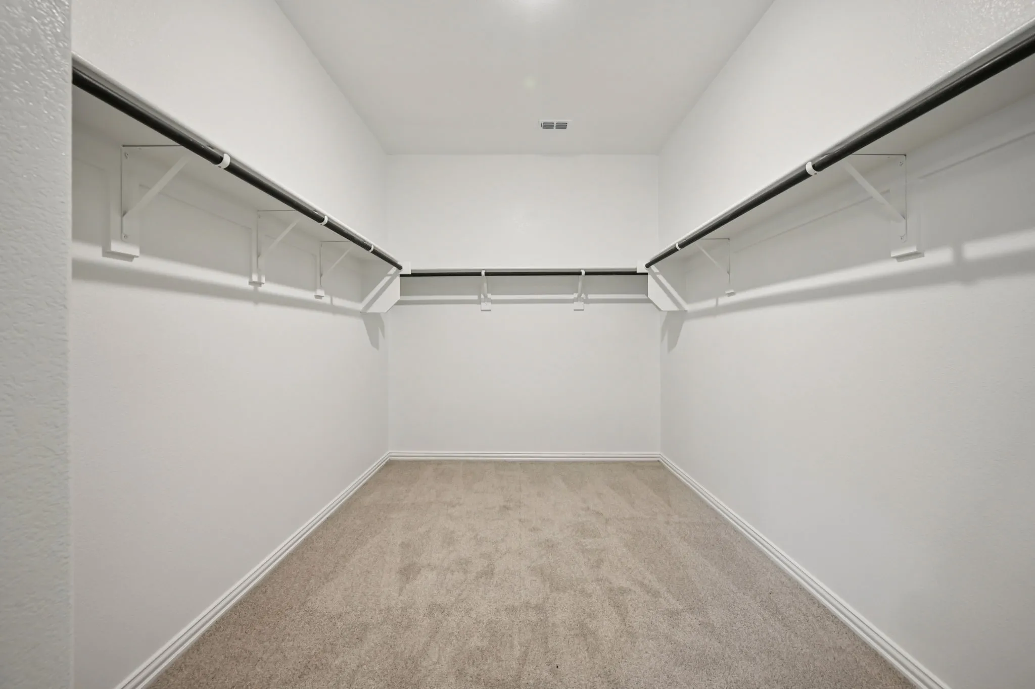 Photo is not of the actual home, but is an inspirational photo of builder’s model home and may depict options, furnishings, and/or decorator features that are not included.