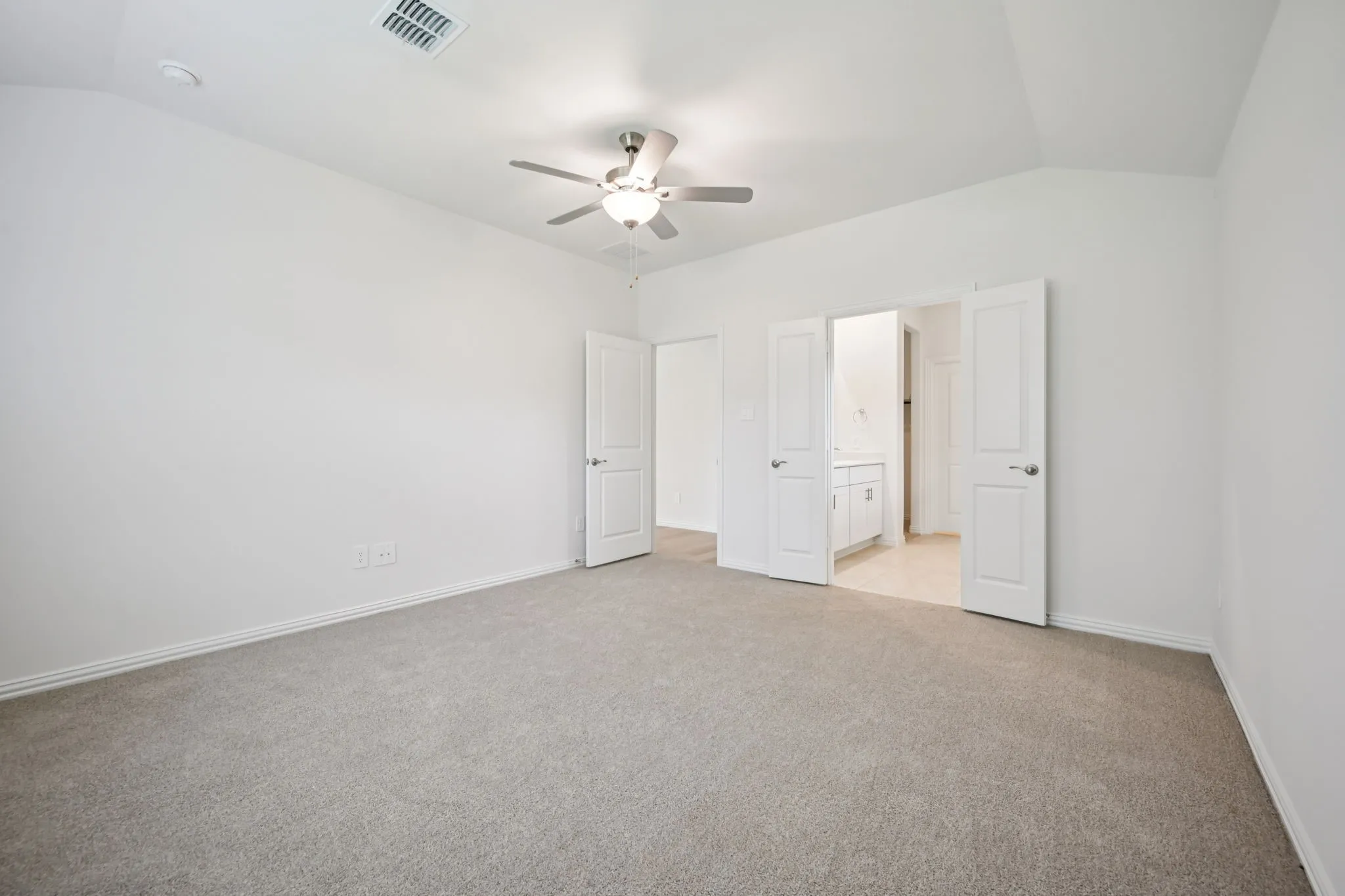 Photo is not of the actual home, but is an inspirational photo of builder’s model home and may depict options, furnishings, and/or decorator features that are not included.