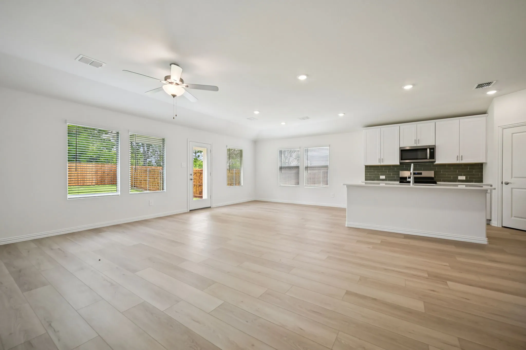 Photo is not of the actual home, but is an inspirational photo of builder’s model home and may depict options, furnishings, and/or decorator features that are not included.