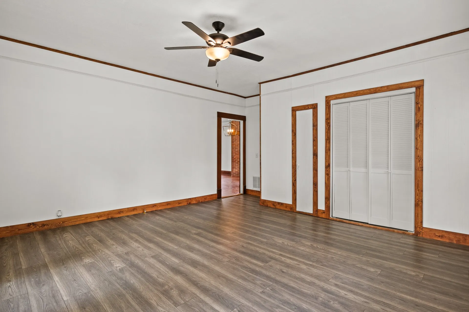 Single Family Residence For Sale in Morris County , 207 W 3rd Street, Omaha, Texas 75571, 3 Bedroom, 1 Bathroom, Garage spaces, 1,371 Sqft, built in 1960, mls#21332185, Real Estate Agent in Omaha, Homes For Sale in Morris county, Homes For Sale in Omaha, Realtor in Omaha Texas, Real Estate Brokerage Independent Realty Texas, Luminita Cordes Realtor
