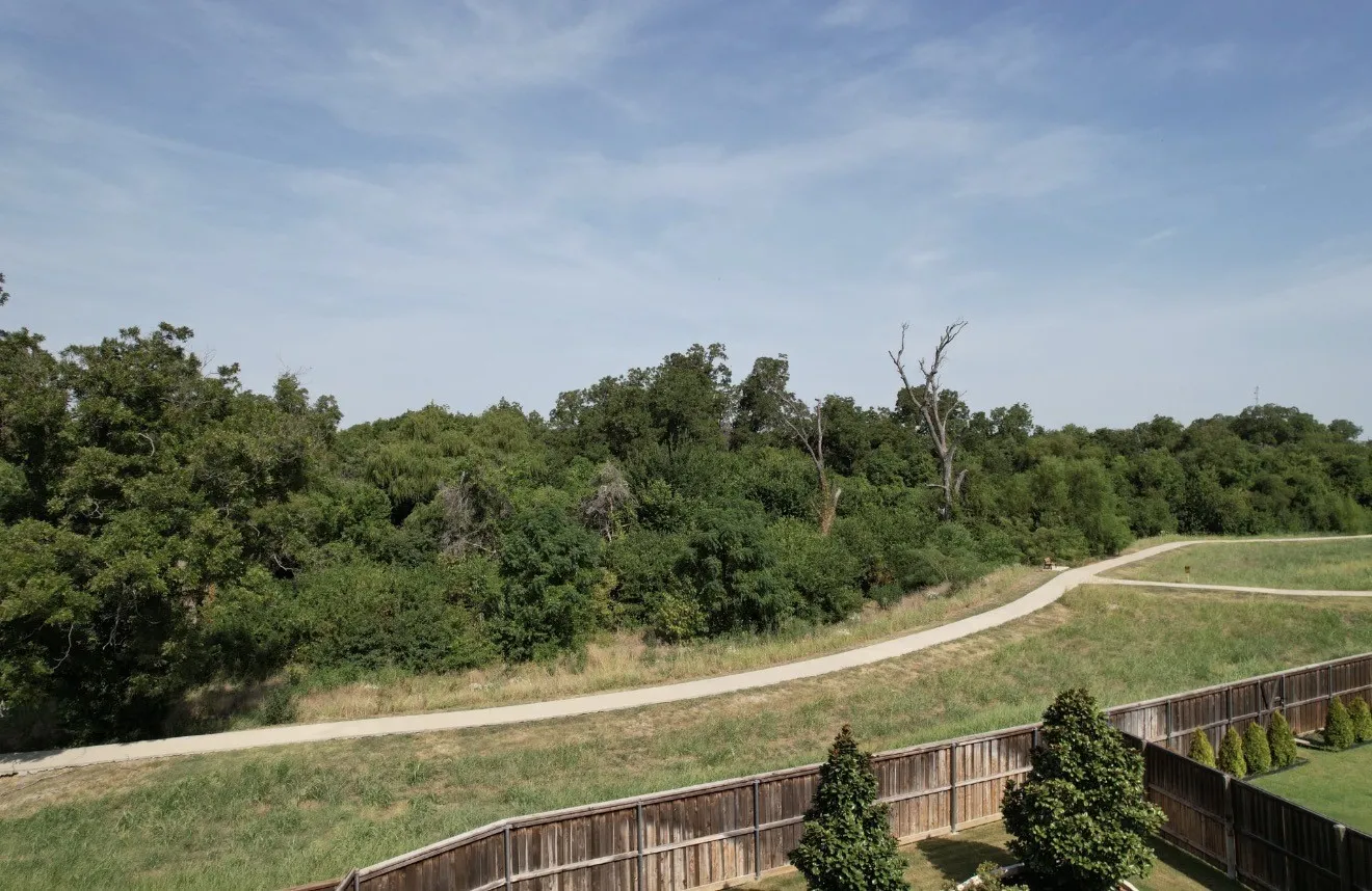 Single Family Residence For Sale in Kaufman County , 5249 Dolph Briscoe Drive, Forney, Texas 75126, 4 Bedroom, 3 Bathroom, 2 Garage spaces, 2,866 Sqft, built in 2018, mls#21322590, Real Estate Agent in Forney, Homes For Sale in Kaufman county, Homes For Sale in Forney, Realtor in Forney Texas, Real Estate Brokerage Independent Realty Texas, Luminita Cordes Realtor
