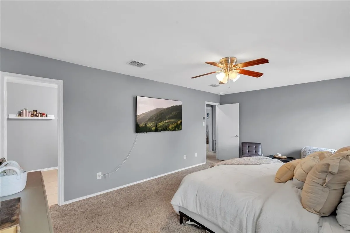 Single Family Residence For Rent in Collin County , 1110 Caroline Drive, Princeton, Texas 75407, 3 Bedroom, 3 Bathroom, 2 Garage spaces, 2,234 Sqft, built in 2005, mls#21332200, Real Estate Agent in Princeton, Homes For Rent in Collin county, Homes For Rent in Princeton, Realtor in Princeton Texas, Real Estate Brokerage Independent Realty Texas, Luminita Cordes Realtor