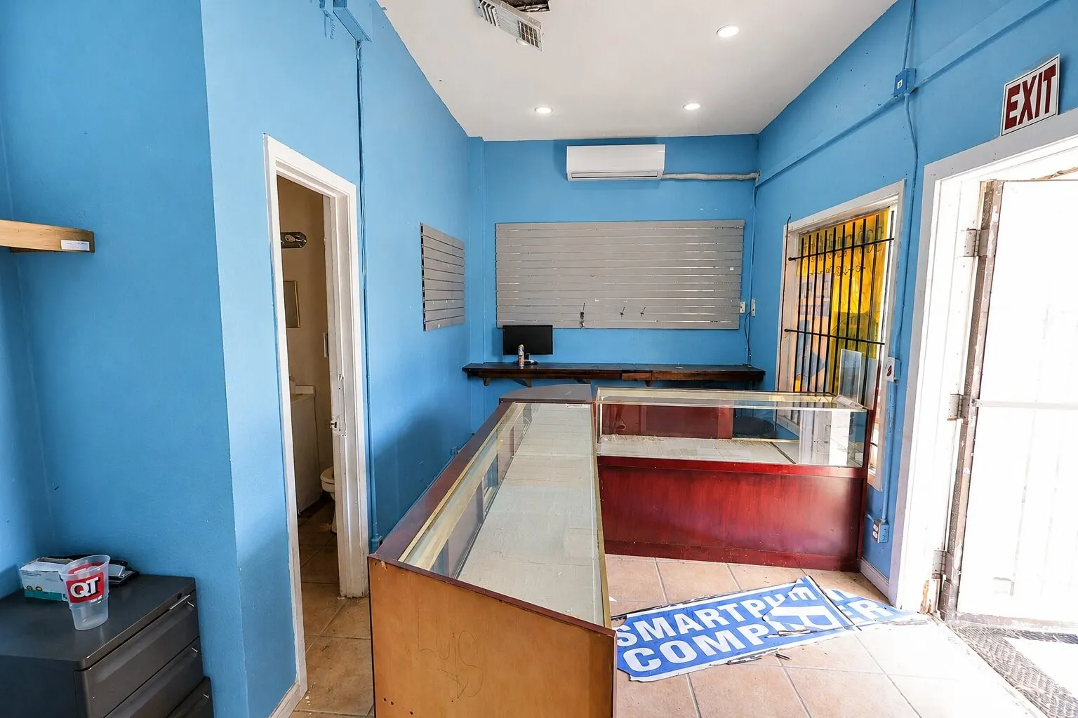 Industrial For Sale in Tarrant County , 3153 N Beach Street, Fort Worth, Texas 76111, 0, 0, Garage spaces, 0 Sqft, built in 1981, mls#21330923, Real Estate Agent in Fort Worth, Homes For Sale in Tarrant county, Homes For Sale in Fort Worth, Realtor in Fort Worth Texas, Real Estate Brokerage Independent Realty Texas, Luminita Cordes Realtor