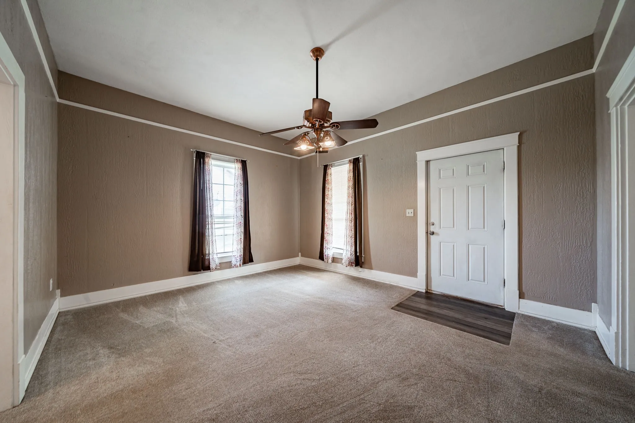 Single Family Residence For Sale in Fisher County , 105 N Orange Street, Roby, Texas 79543, 3 Bedroom, 1 Bathroom, Garage spaces, 1,288 Sqft, built in 1960, Price $106,260, mls#21332228, Real Estate Agent in Roby, Homes For Sale in Fisher county, Homes For Sale in Roby, Realtor in Roby Texas, Real Estate Brokerage Independent Realty Texas, Luminita Cordes Realtor