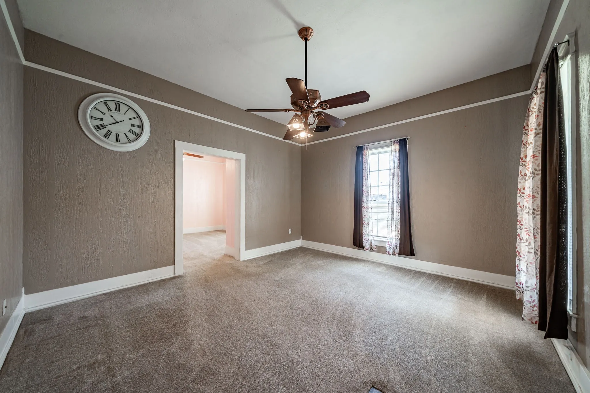 Single Family Residence For Sale in Fisher County , 105 N Orange Street, Roby, Texas 79543, 3 Bedroom, 1 Bathroom, Garage spaces, 1,288 Sqft, built in 1960, Price $106,260, mls#21332228, Real Estate Agent in Roby, Homes For Sale in Fisher county, Homes For Sale in Roby, Realtor in Roby Texas, Real Estate Brokerage Independent Realty Texas, Luminita Cordes Realtor