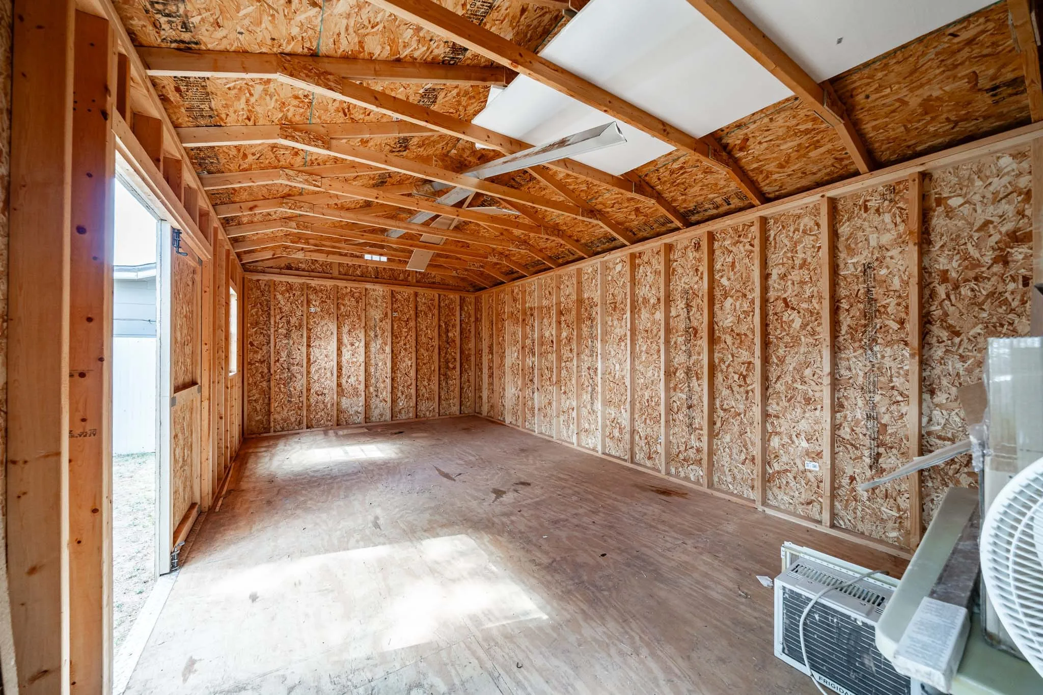 Single Family Residence For Sale in Fisher County , 105 N Orange Street, Roby, Texas 79543, 3 Bedroom, 1 Bathroom, Garage spaces, 1,288 Sqft, built in 1960, Price $106,260, mls#21332228, Real Estate Agent in Roby, Homes For Sale in Fisher county, Homes For Sale in Roby, Realtor in Roby Texas, Real Estate Brokerage Independent Realty Texas, Luminita Cordes Realtor