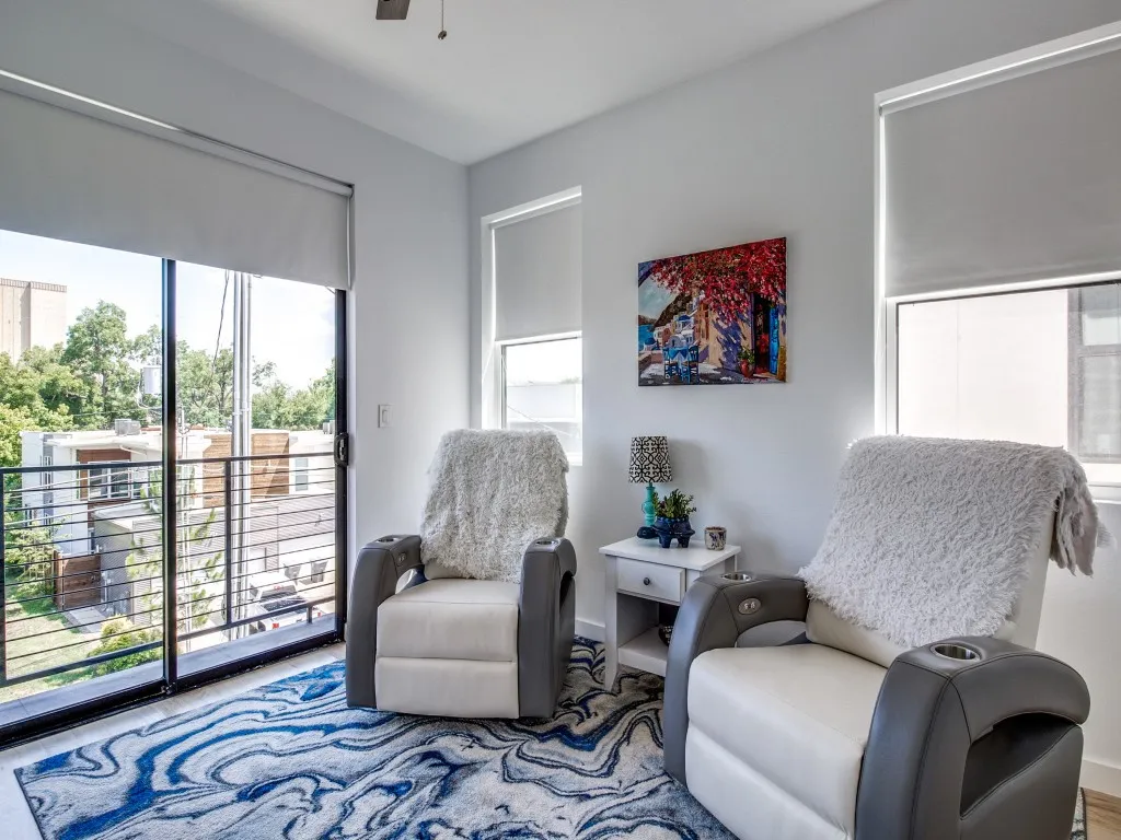 Townhouse For Sale in Dallas County , 4223 Munger Avenue, Dallas, Texas 75204, 3 Bedroom, 4 Bathroom, 2 Garage spaces, 1,978 Sqft, built in 2020, Price $640,000, mls#21332152, Real Estate Agent in Dallas, Homes For Sale in Dallas county, Homes For Sale in Dallas, Realtor in Dallas Texas, Real Estate Brokerage Independent Realty Texas, Luminita Cordes Realtor