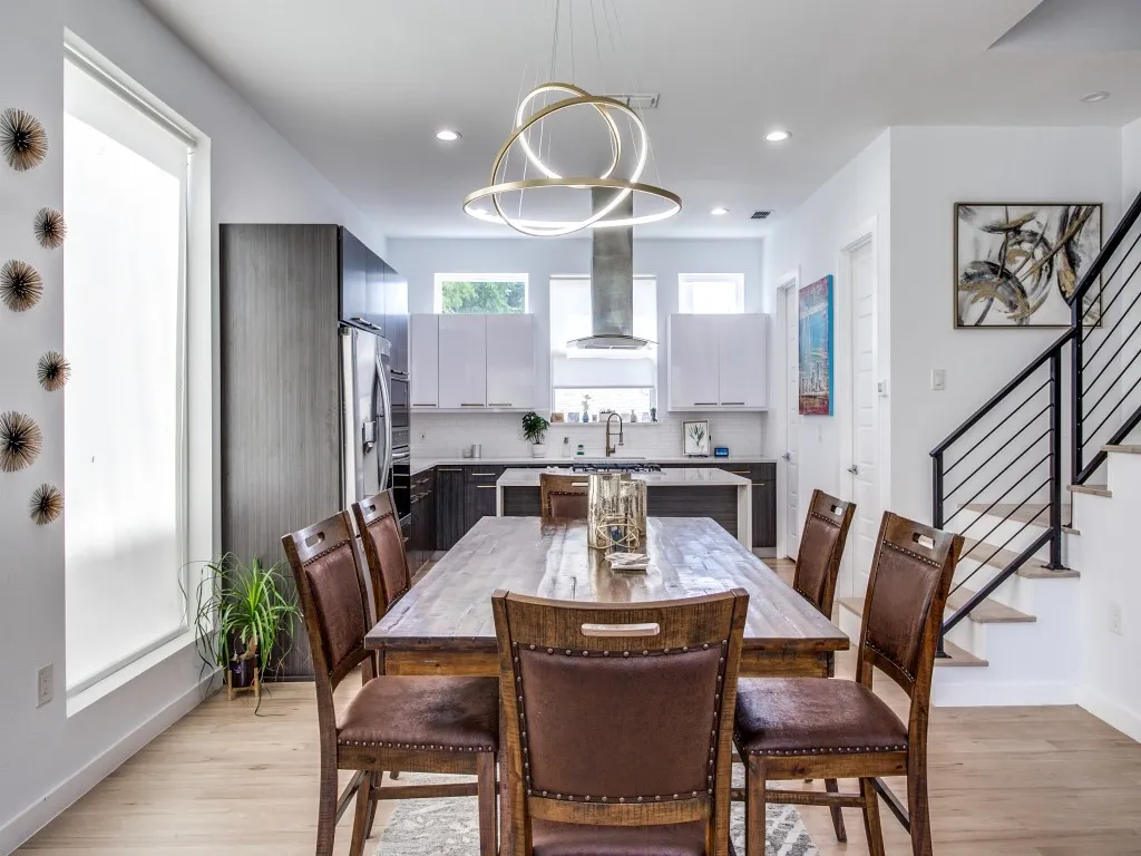 Townhouse For Sale in Dallas County , 4223 Munger Avenue, Dallas, Texas 75204, 3 Bedroom, 4 Bathroom, 2 Garage spaces, 1,978 Sqft, built in 2020, Price $640,000, mls#21332152, Real Estate Agent in Dallas, Homes For Sale in Dallas county, Homes For Sale in Dallas, Realtor in Dallas Texas, Real Estate Brokerage Independent Realty Texas, Luminita Cordes Realtor
